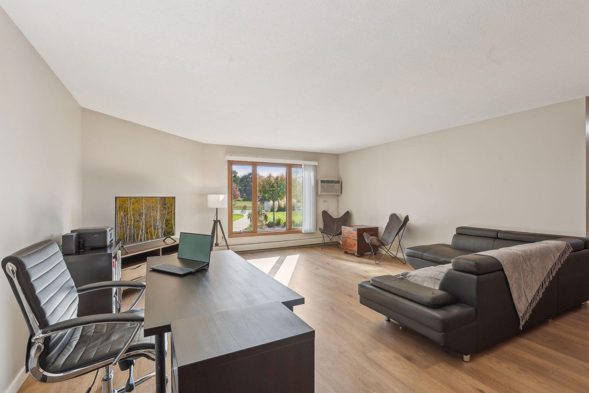 Homes for sale in Edina, MN | 4350 Brookside Ct #114, Edina, MN 55436 | MLS# 6804325