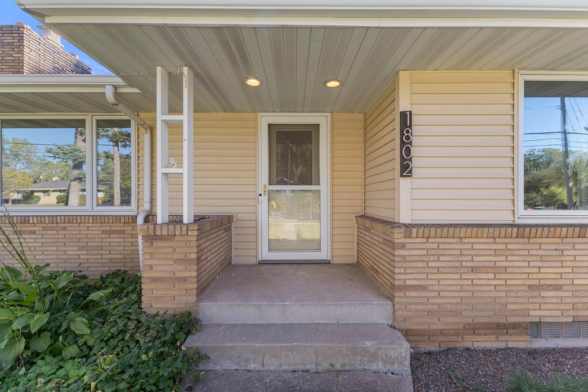 Homes for sale in Roseville, MN | 1802 Lydia Ave W, Roseville, MN 55113 | MLS# 6804539