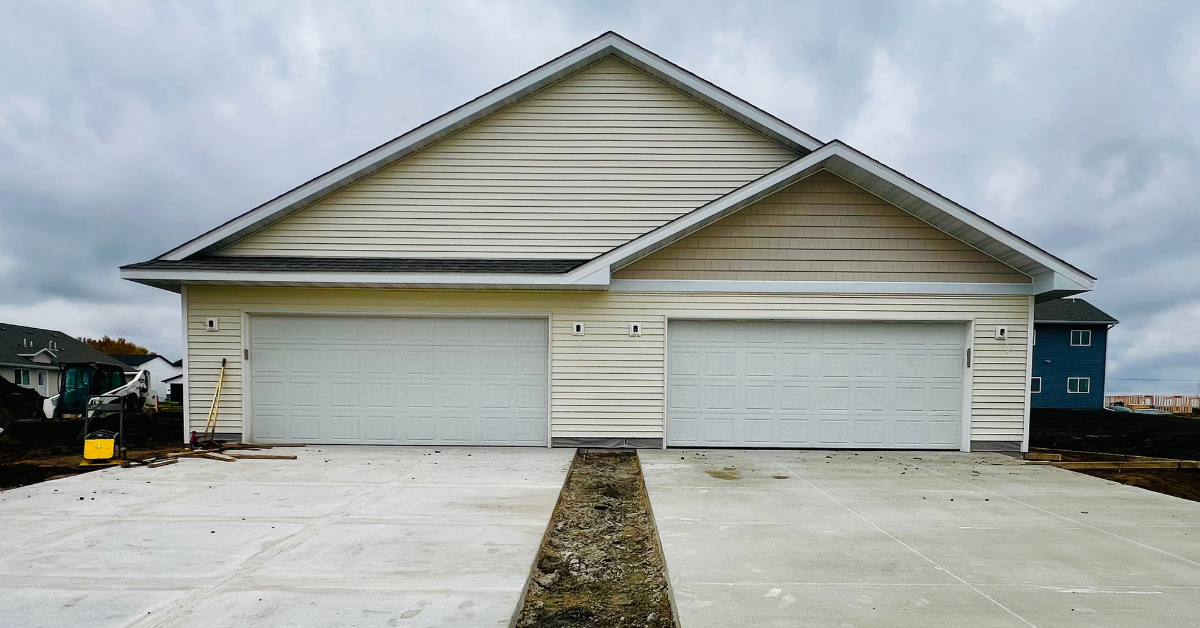 Homes for sale in Mankato, MN | 3120 Noble Dr, Mankato, MN 56001 | MLS# 6804745