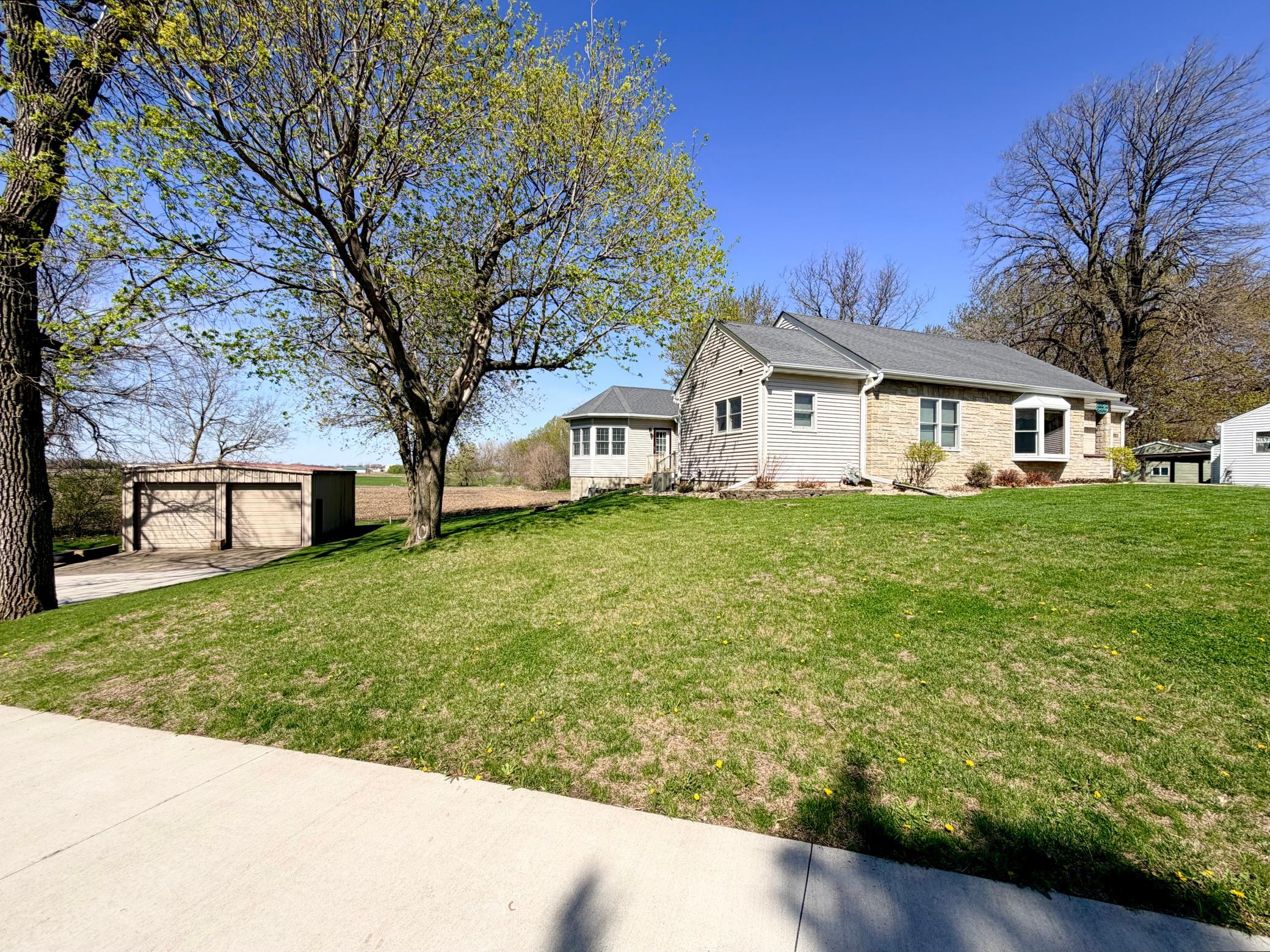 Homes for sale in Worthington, MN | 622 Woodcrest Ave, Worthington, MN 56187 | MLS# 6806739