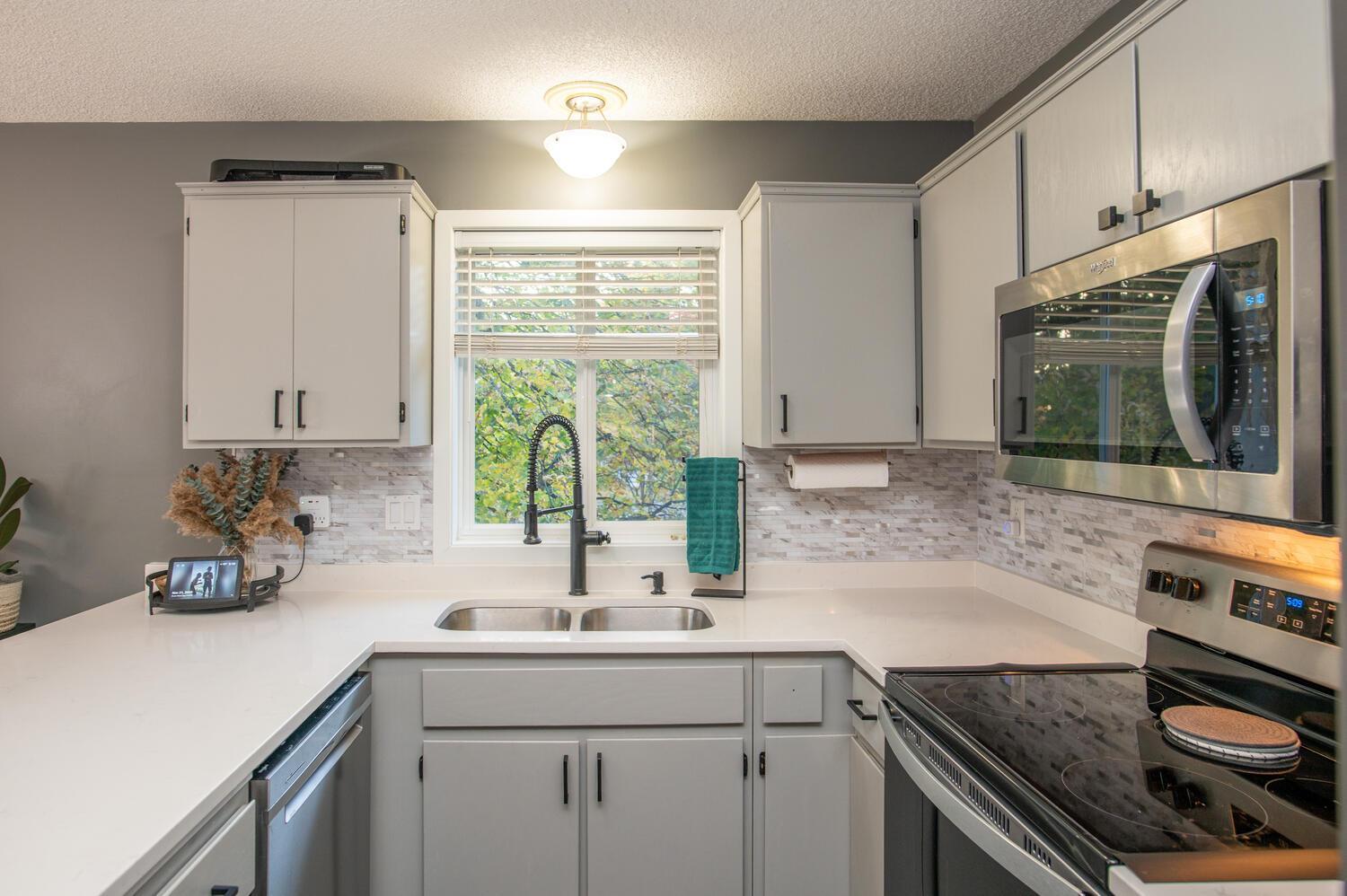 Homes for sale in Plymouth, MN | 14145 36Th Ave N, Plymouth, MN 55447 | MLS# 6807222