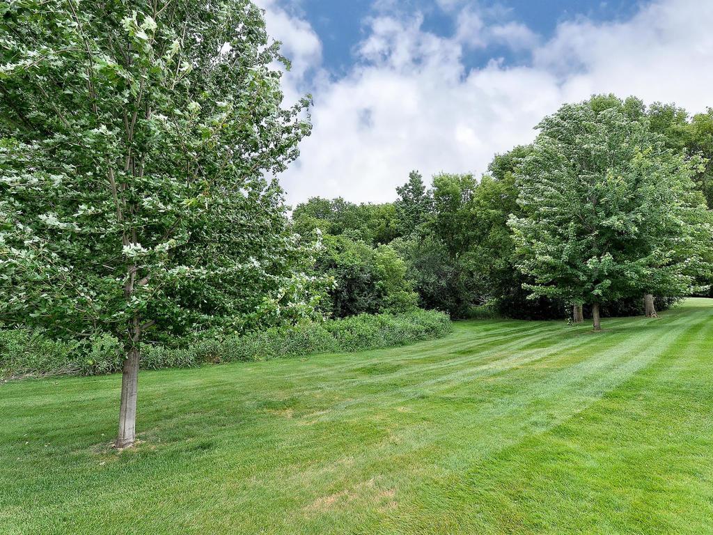 2nd image of 2545 Brookdale Ln, Brooklyn Park, MN 55444 | MLS# 6807951