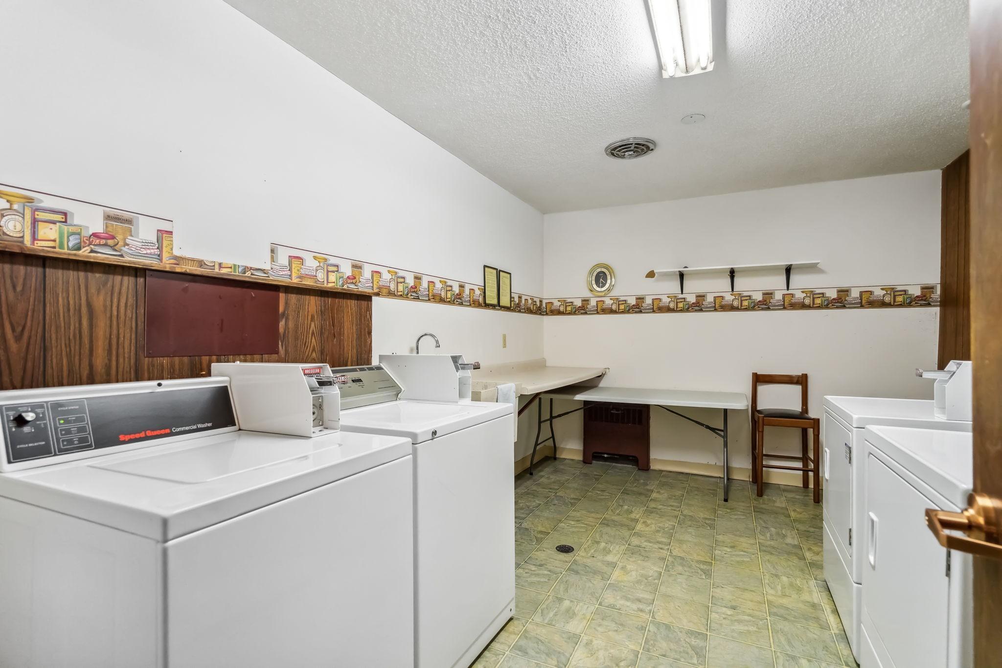 2nd image of 4100 Parklawn Ave, Minneapolis, MN 55435