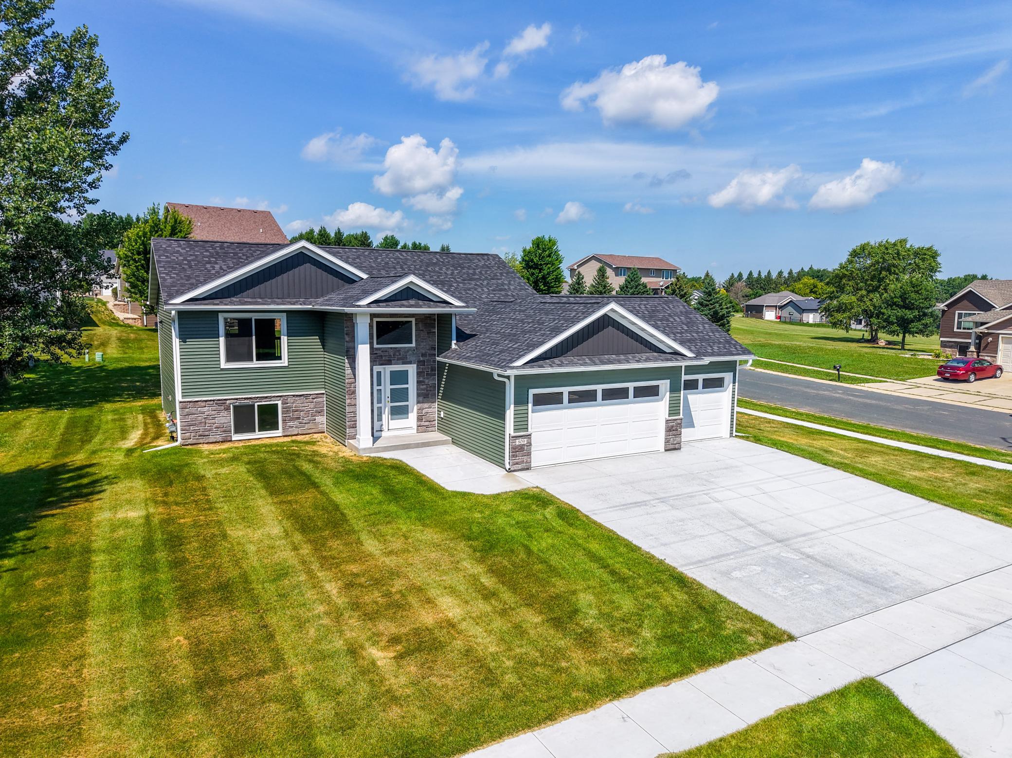 Homes for sale in Dodge Center, MN | 809 5th Avenue Nw, Dodge Center, MN 55927 | MLS# 6808788