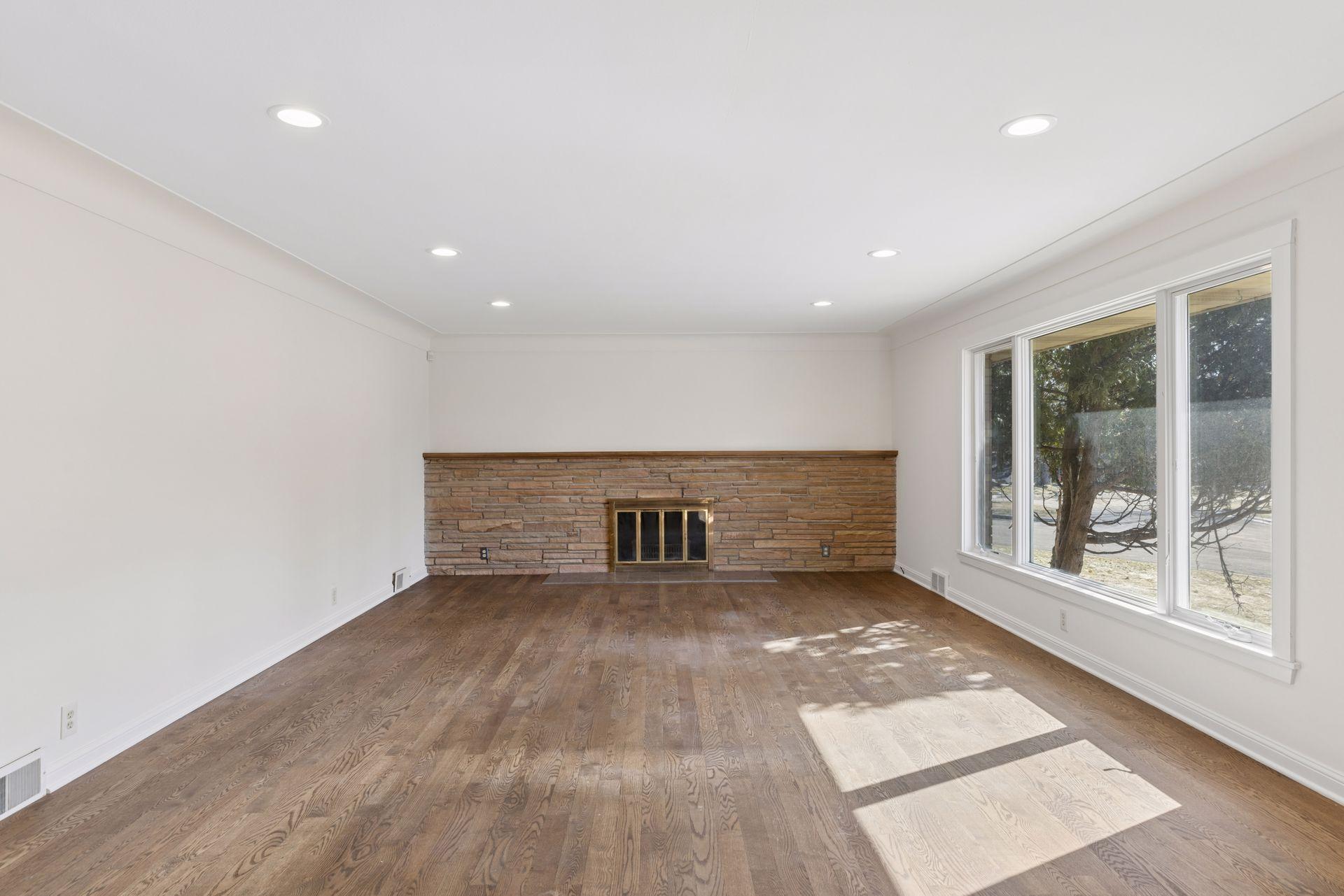 Homes for sale in Saint Paul, MN | 2079 Upper Saint Dennis Rd, Saint Paul, MN 55116 | MLS# 6810042