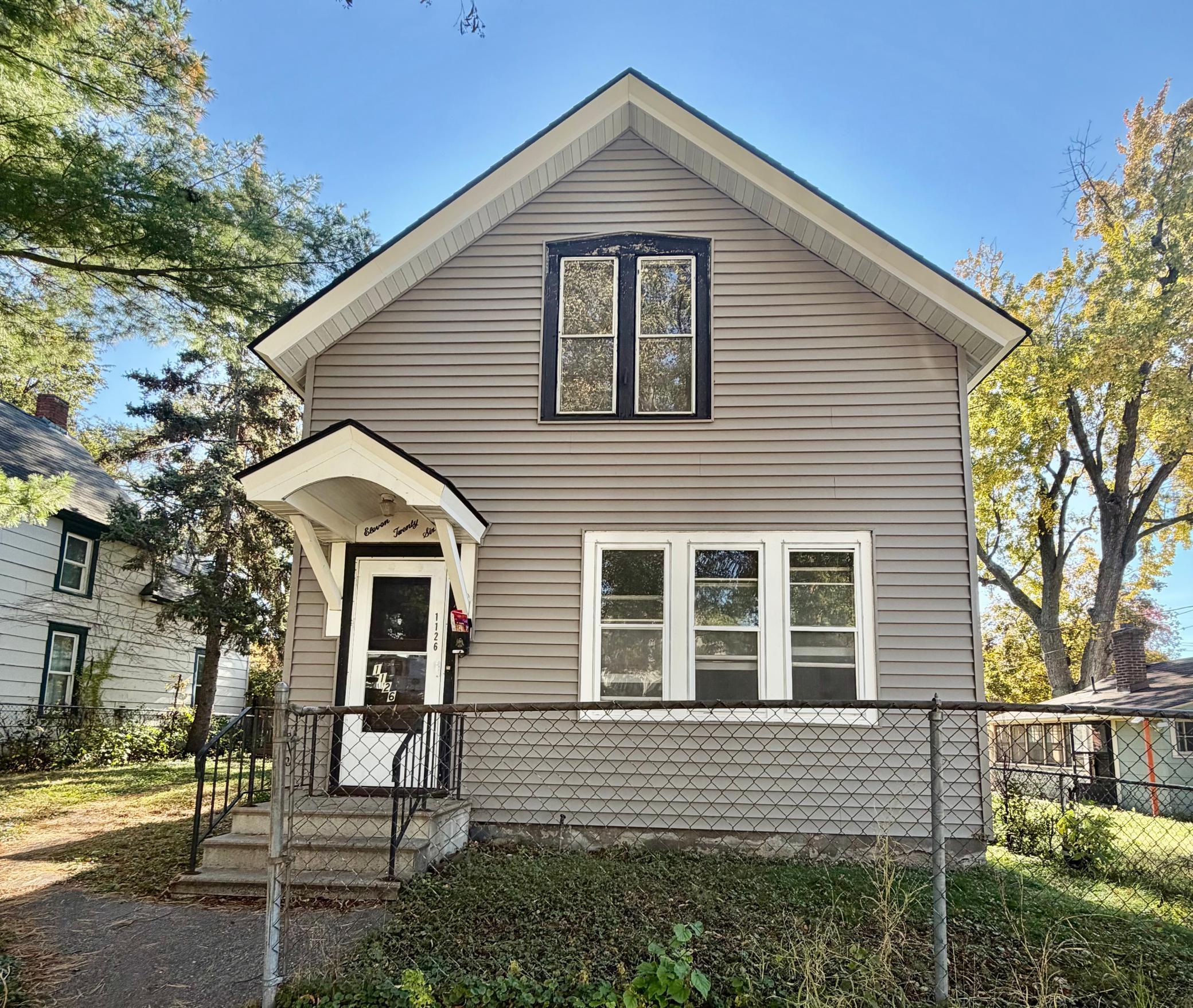 Homes for sale in Saint Paul, MN | 1126 Ross Ave, Saint Paul, MN 55106 | MLS# 6811557