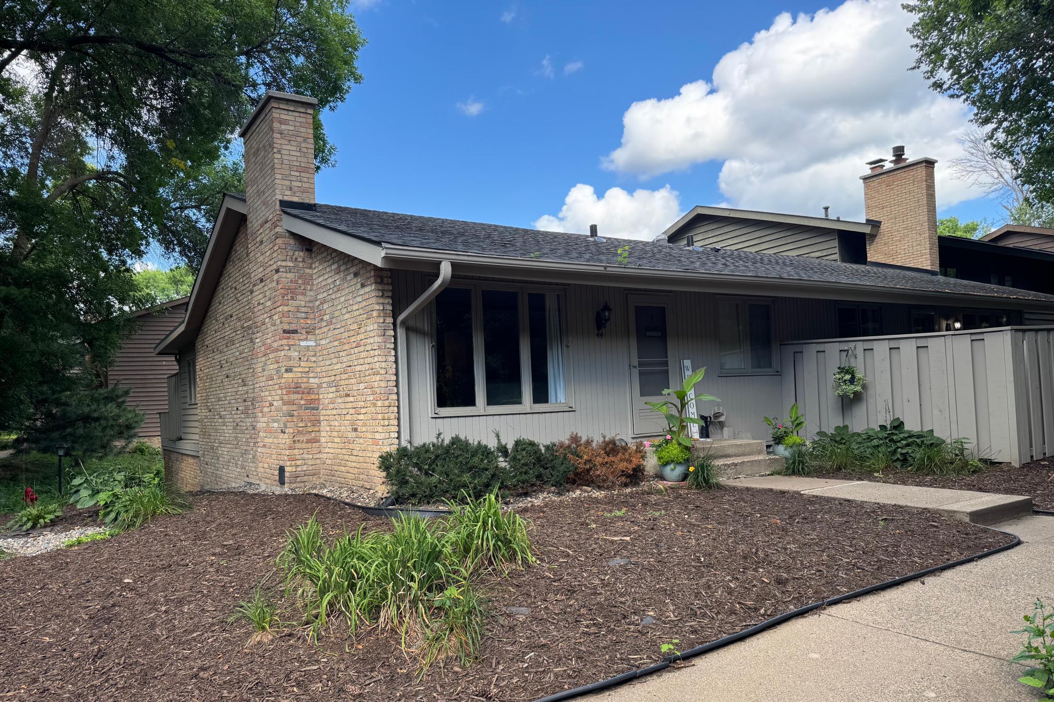 Homes for sale in Burnsville, MN | 44 Walden St, Burnsville, MN 55337 | MLS# 6812860