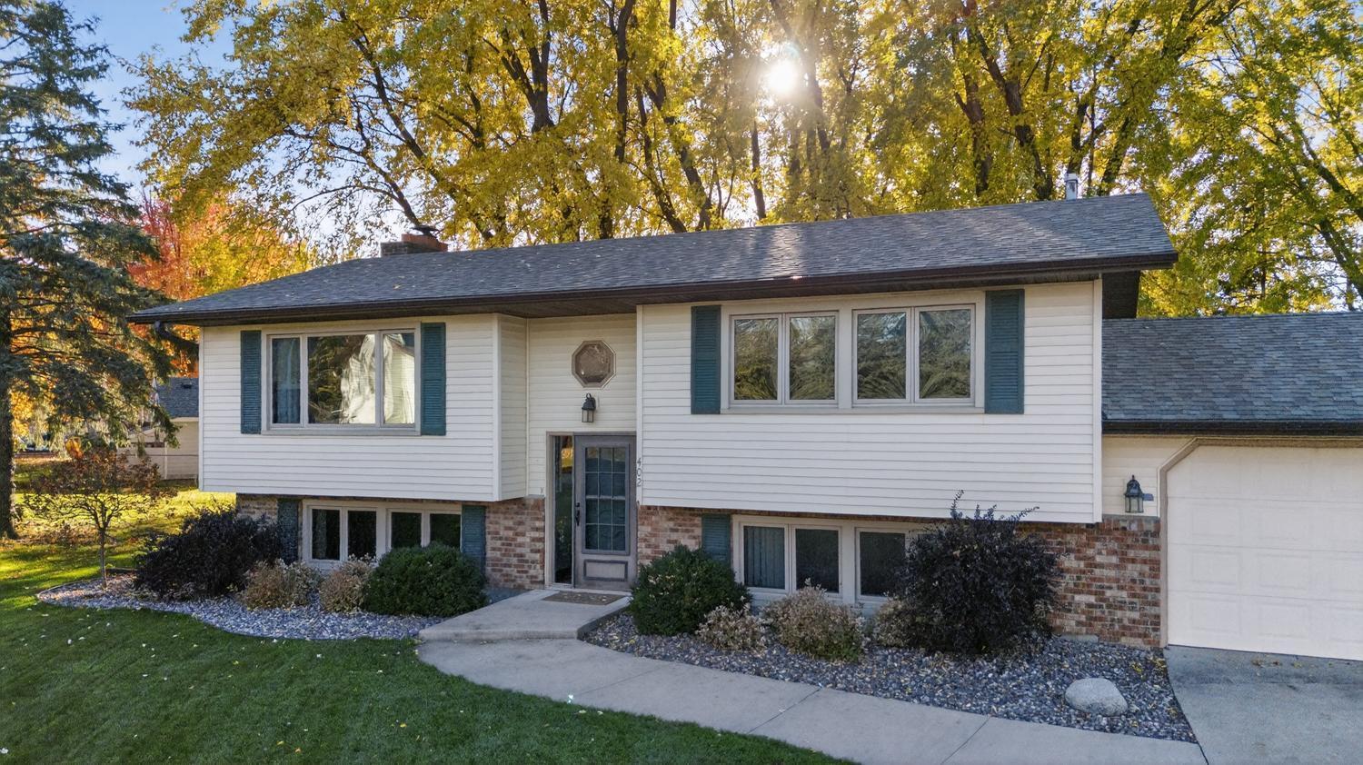 Homes for sale in Kasson, MN | 402 11Th Avenue Cir Nw, Kasson, MN 55944 | MLS# 6814915