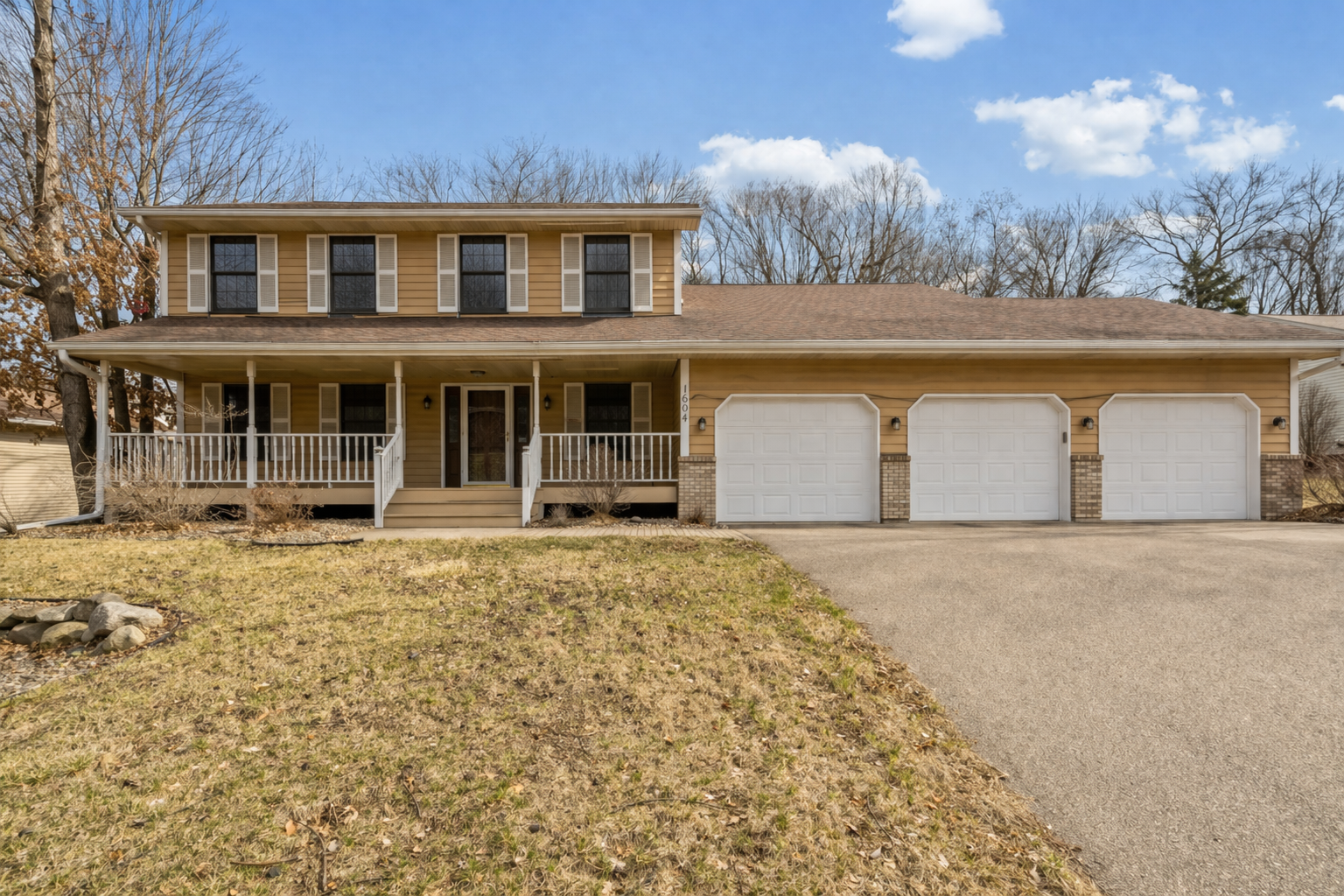 1st image of 10013 170th St W, Lakeville, MN 55044 | MLS# 6815133