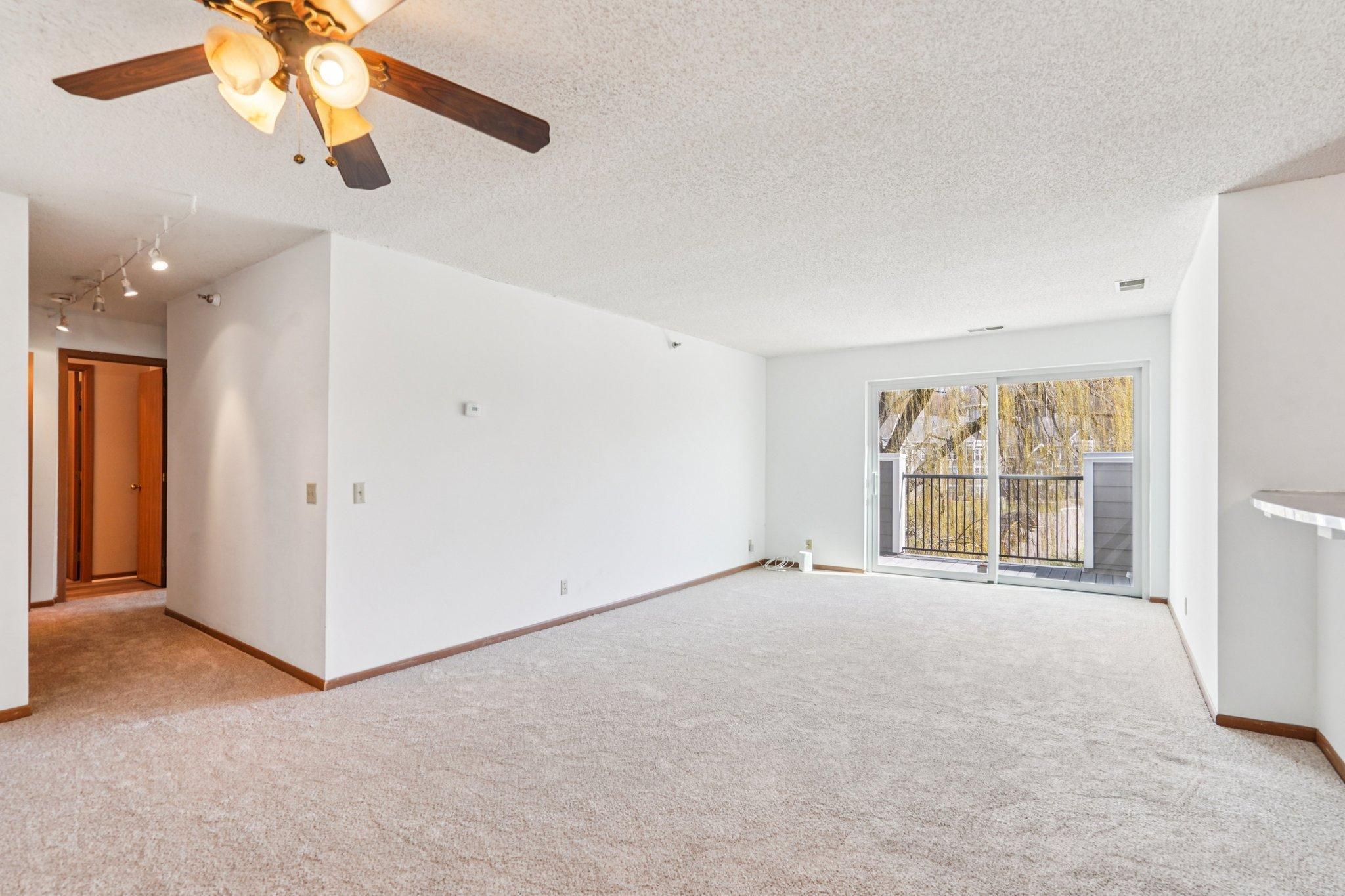 Homes for sale in Minnetonka, MN | 6145 Chasewood Pkwy #202, Minnetonka, MN 55343 | MLS# 6815246