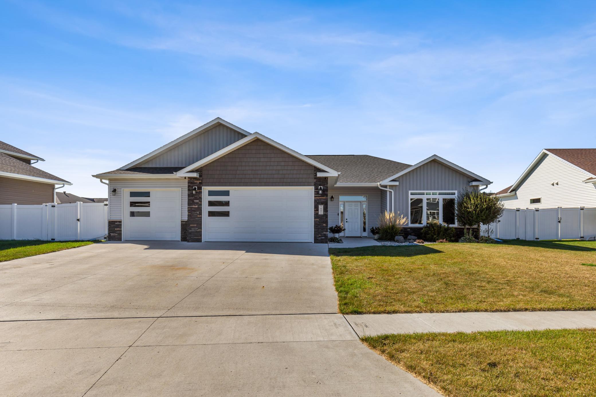 Homes for sale in Fargo, ND | 7441 15Th St S, Fargo, ND 58104 | MLS# 6815358