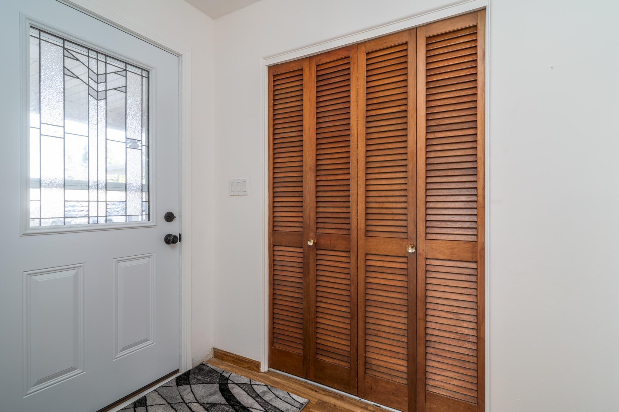 Homes for sale in Crookston, MN | 118 Golf Ter, Crookston, MN 56716 | MLS# 6815881