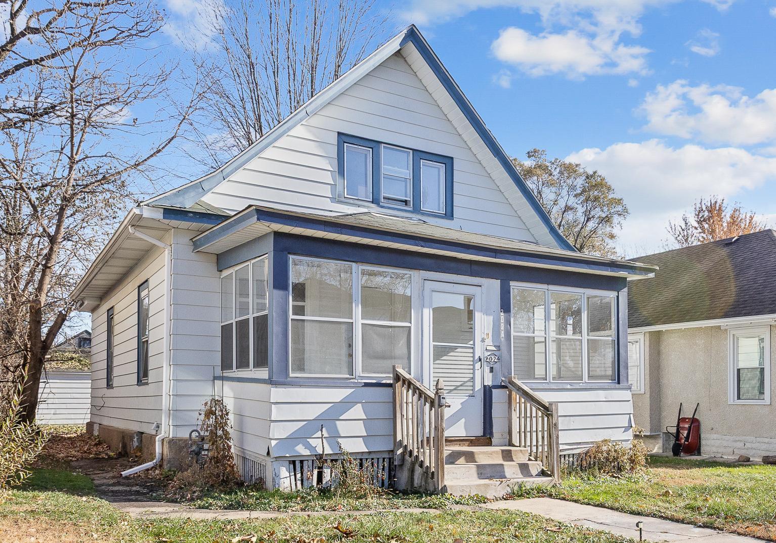 Homes for sale in Minneapolis, MN | 2024 Queen Ave N, Minneapolis, MN 55411 | MLS# 6815907