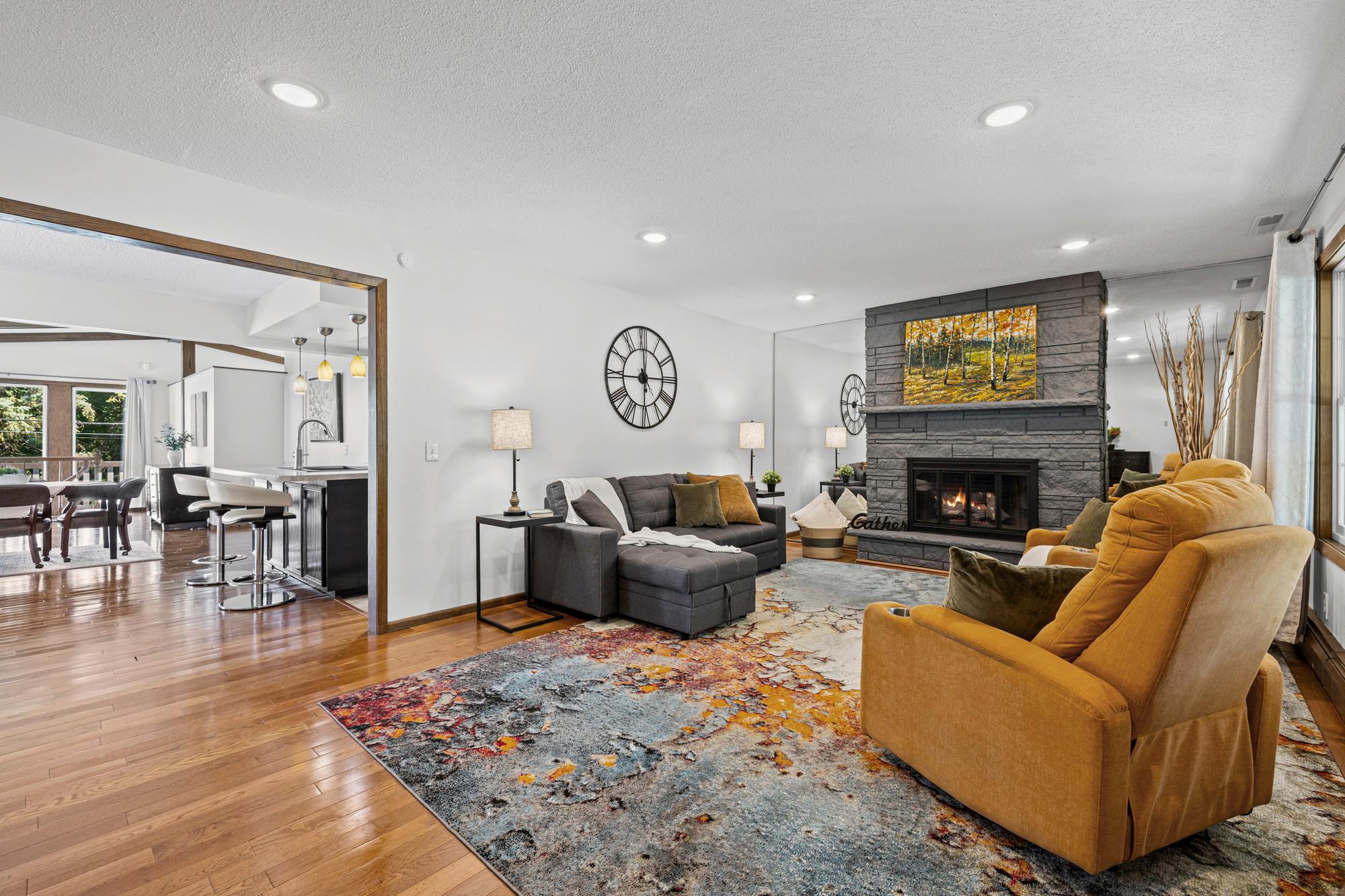 4th image of 8600 Northwood Pkwy, New Hope, MN 55427 | MLS# 6816570