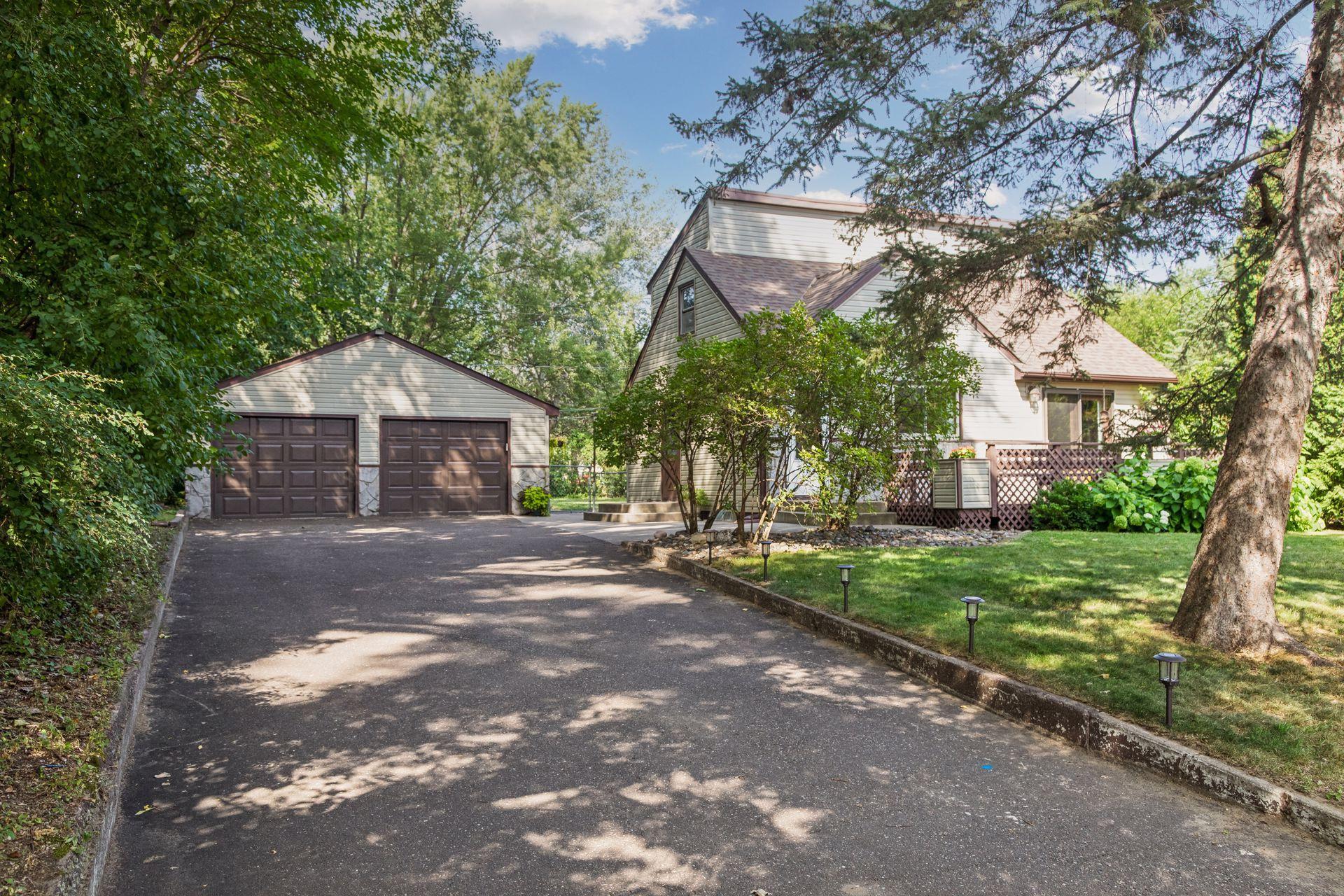 2nd image of 5391 Raymond Ave, Saint Paul, MN 55112 | MLS# 6817831