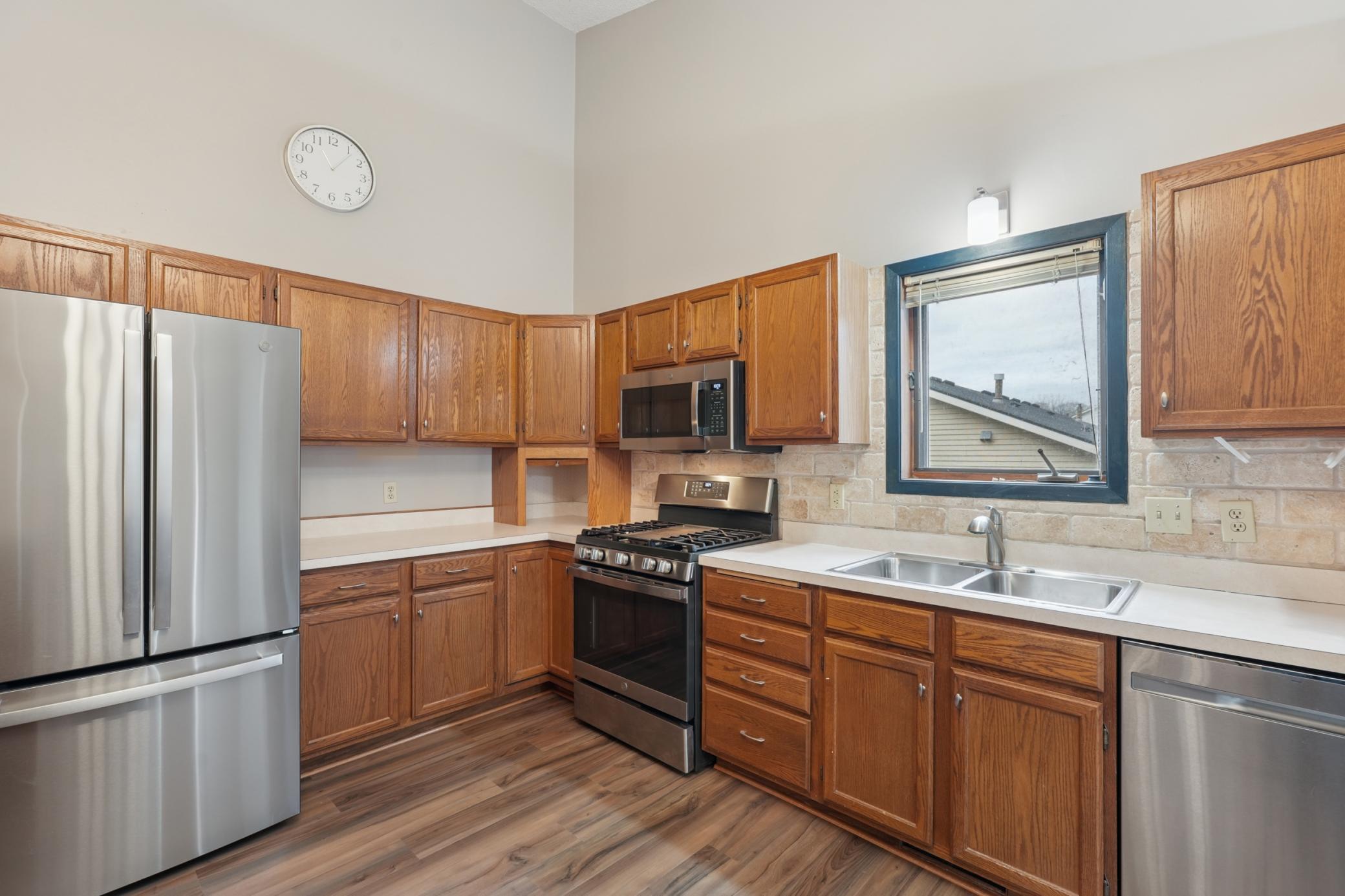 Homes for sale in Maplewood, MN | 1281 Edgehill Ct, Maplewood, MN 55109 | MLS# 6819451