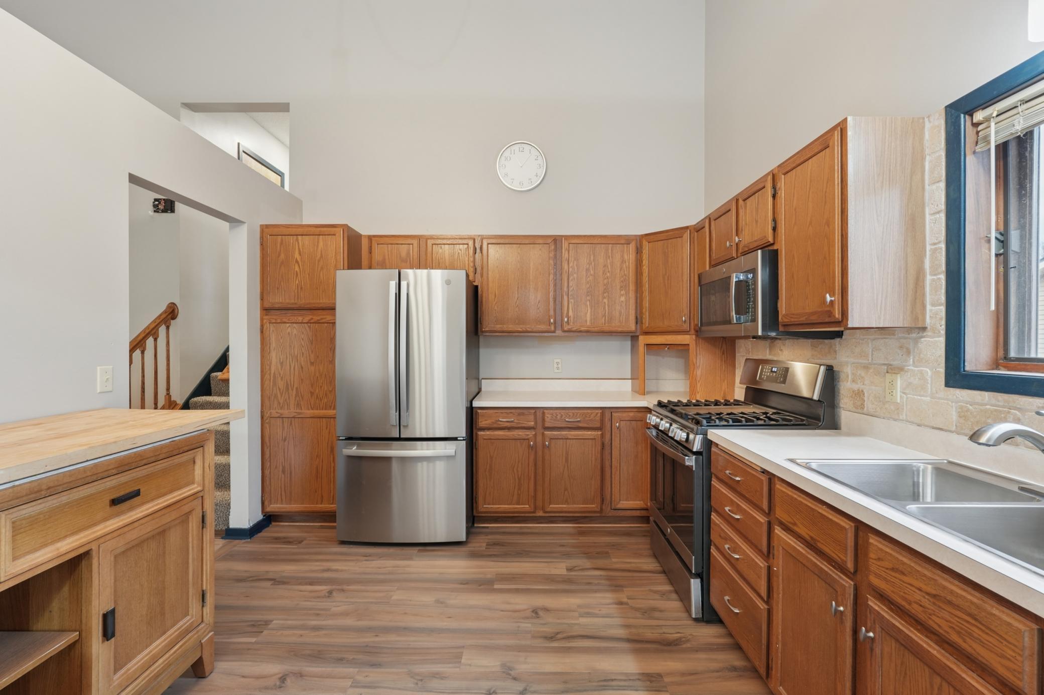 Homes for sale in Maplewood, MN | 1281 Edgehill Ct, Maplewood, MN 55109 | MLS# 6819451