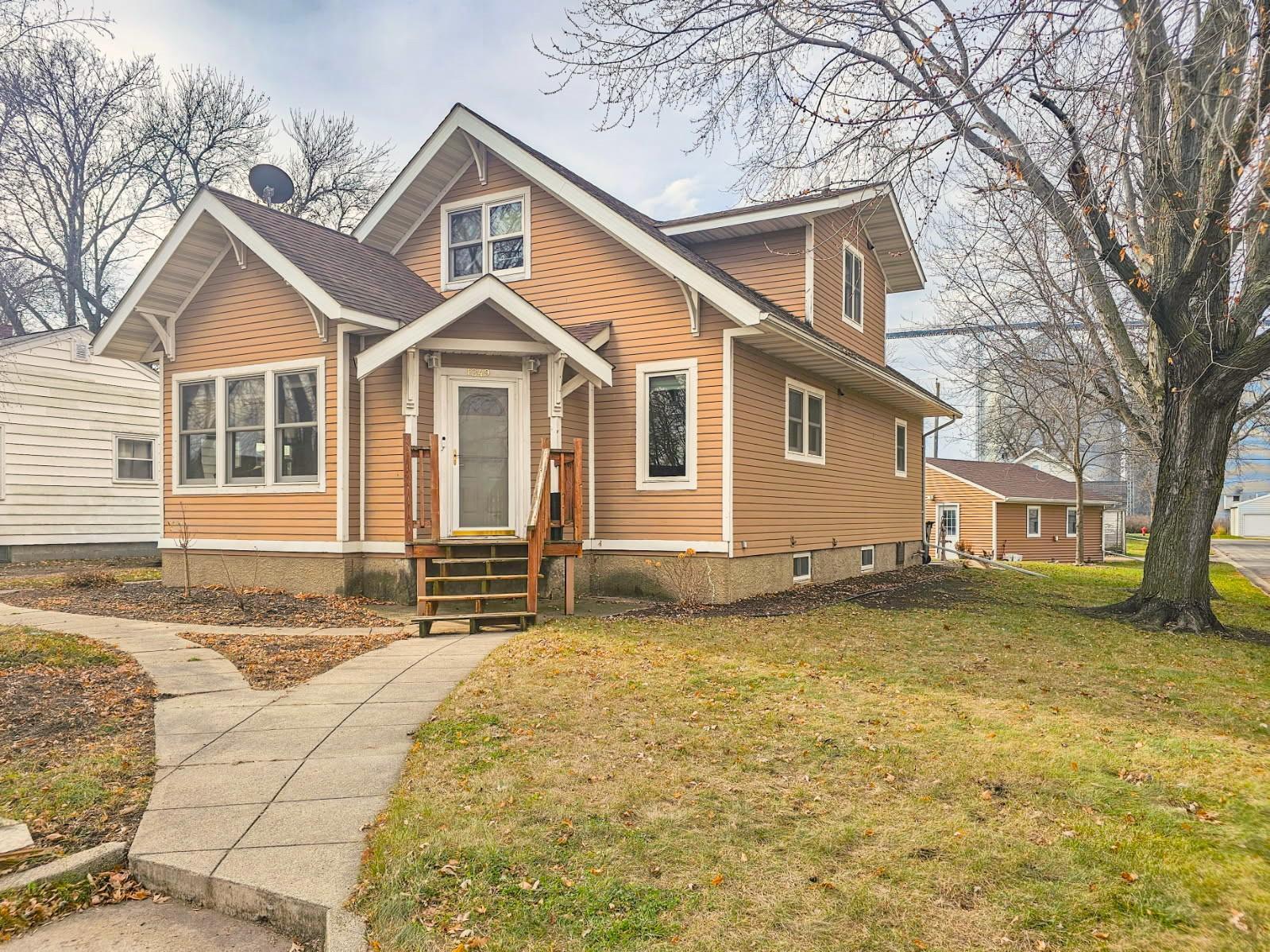 Homes for sale in Wabasso, MN | 1249 Oak St, Wabasso, MN 56293 | MLS# 6820121