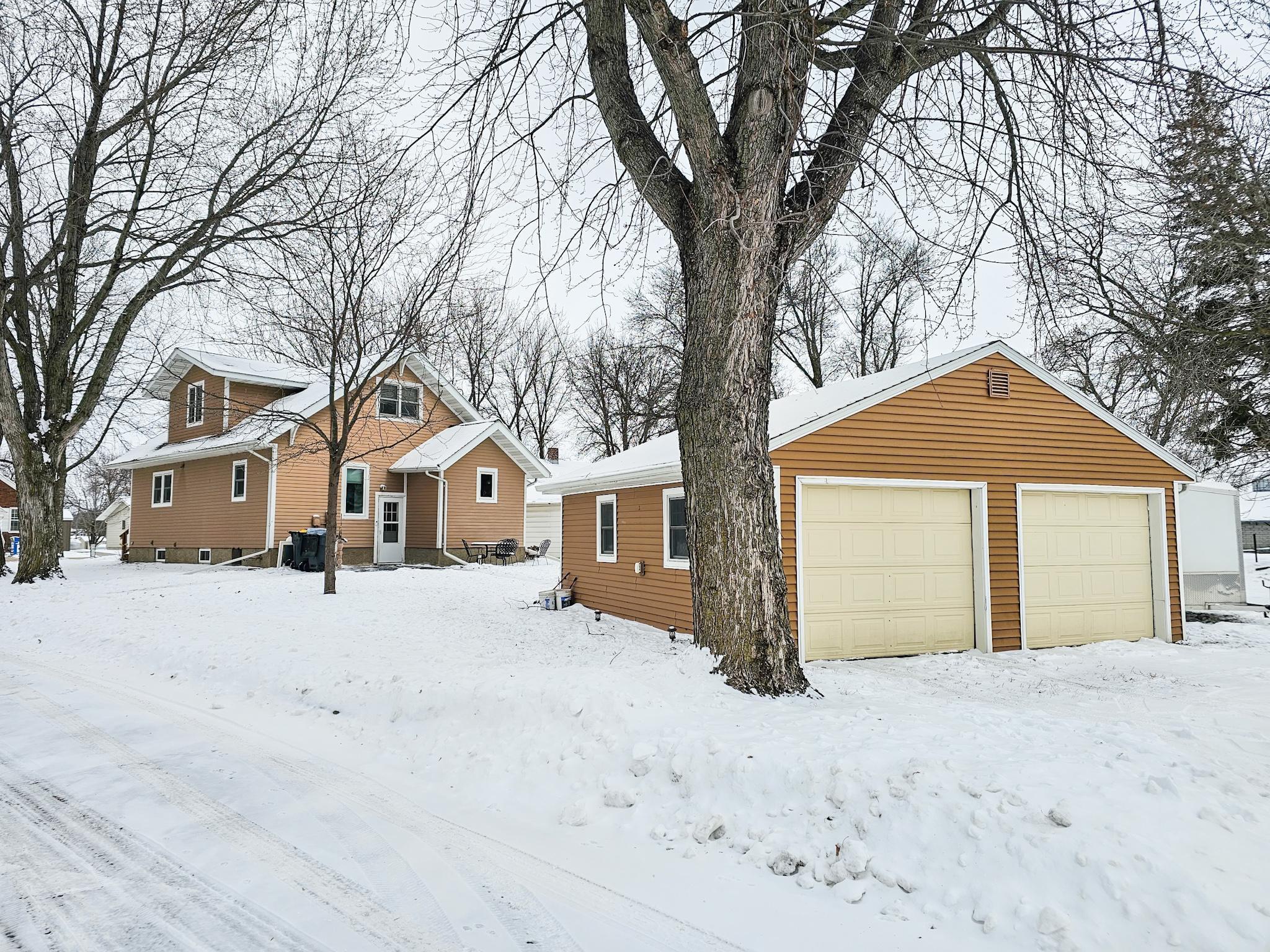 Homes for sale in Wabasso, MN | 1249 Oak St, Wabasso, MN 56293 | MLS# 6820121