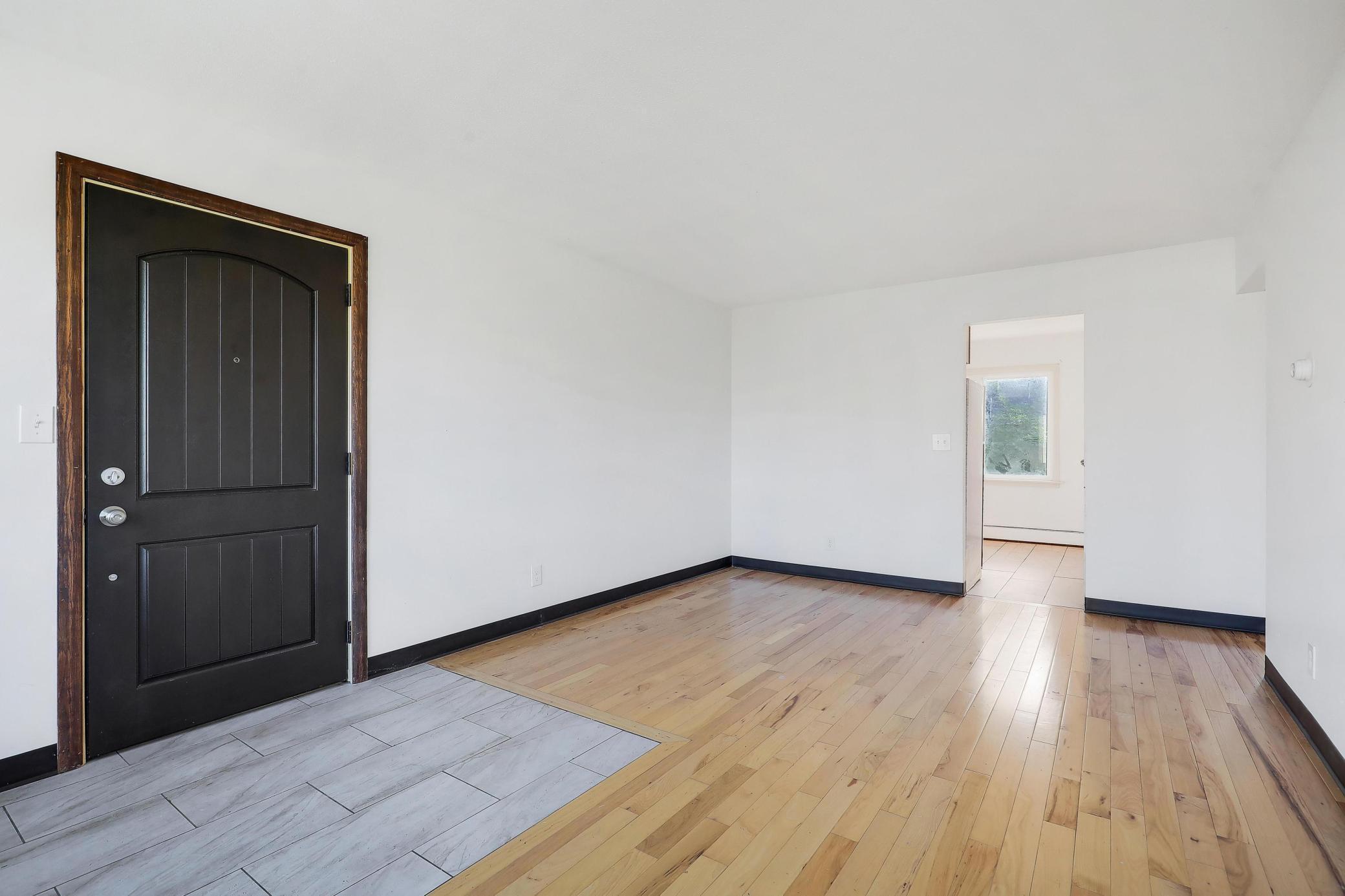 Homes for sale in Maplewood, MN | 2072 Mississippi St, Maplewood, MN 55117 | MLS# 6820285