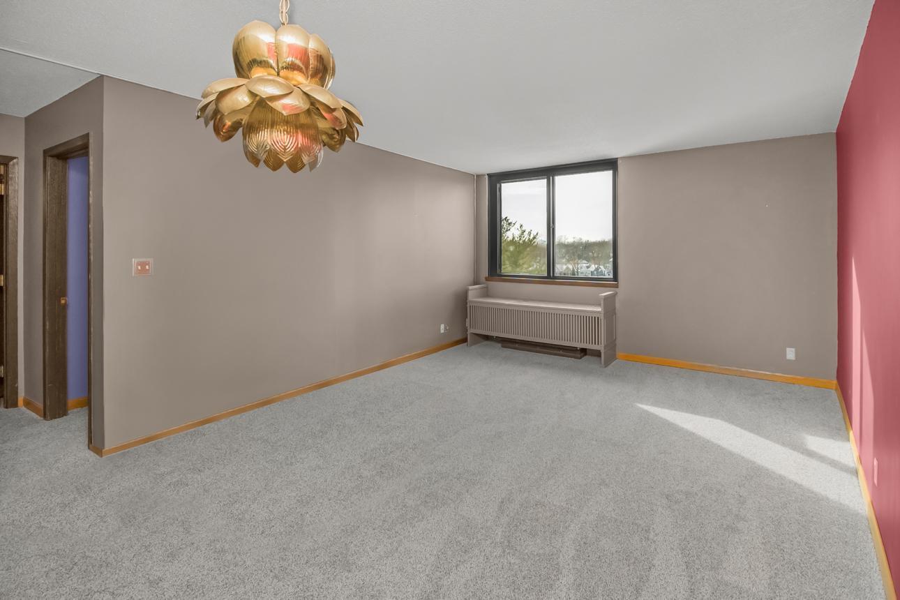 Homes for sale in Saint Paul, MN | 1181 Edgcumbe Rd #406, Saint Paul, MN 55105 | MLS# 6820494