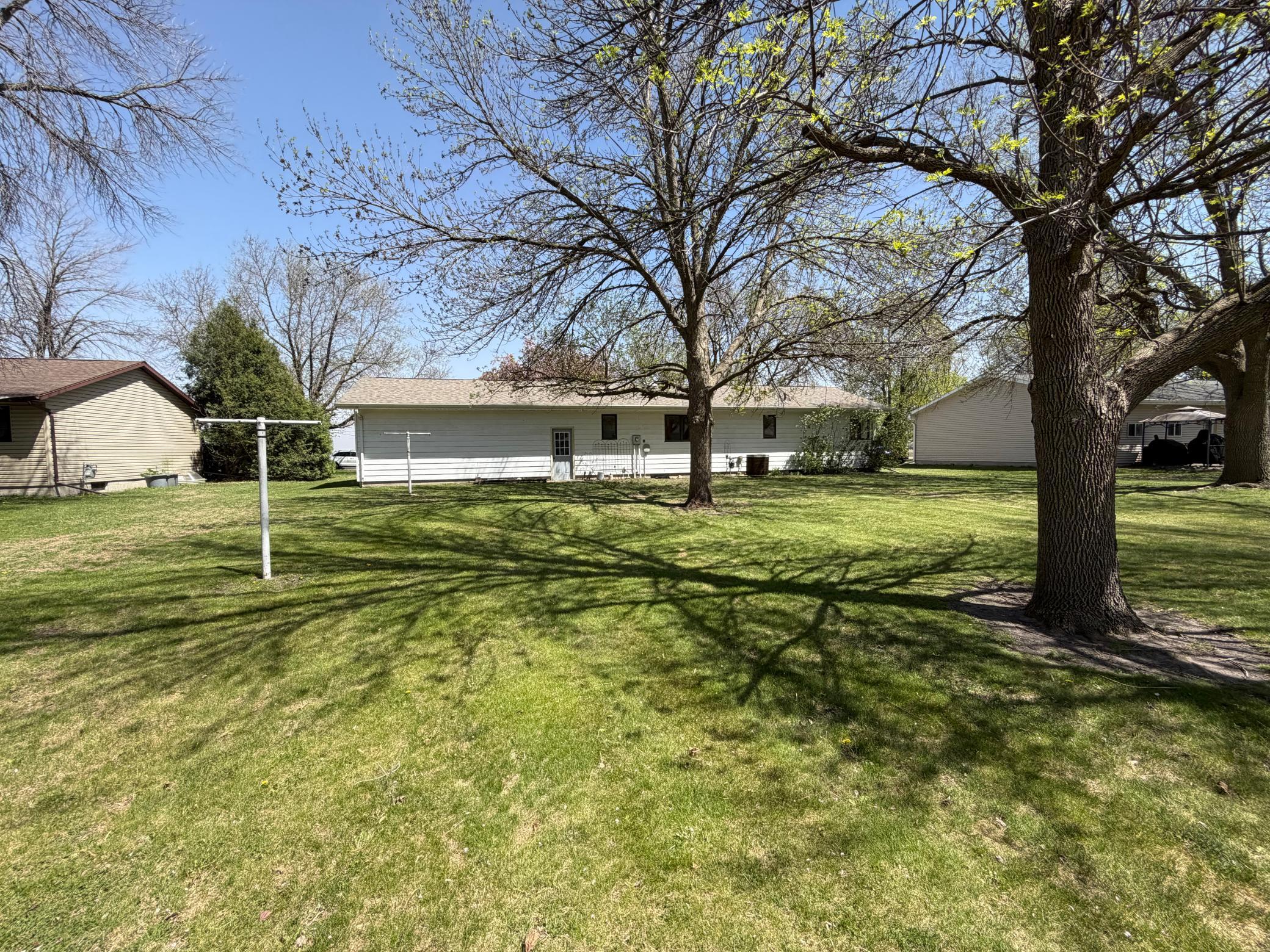 Homes for sale in Westbrook, MN | 514 Fir Ave, Westbrook, MN 56183 | MLS# 6820942