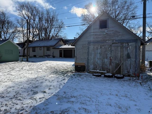 Homes for sale in Redwood Falls, MN | 118 E Broadway St, Redwood Falls, MN 56283 | MLS# 6822165