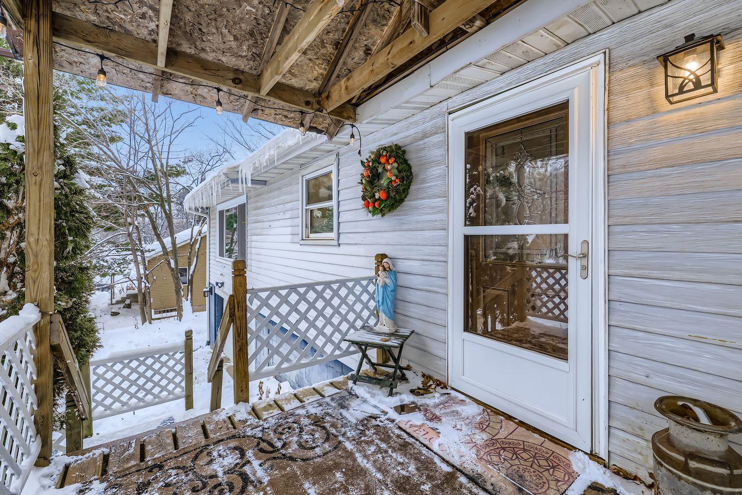 Homes for sale in Vadnais Heights, MN | 3977 Clover Ave, Vadnais Heights, MN 55127 | MLS# 6823076