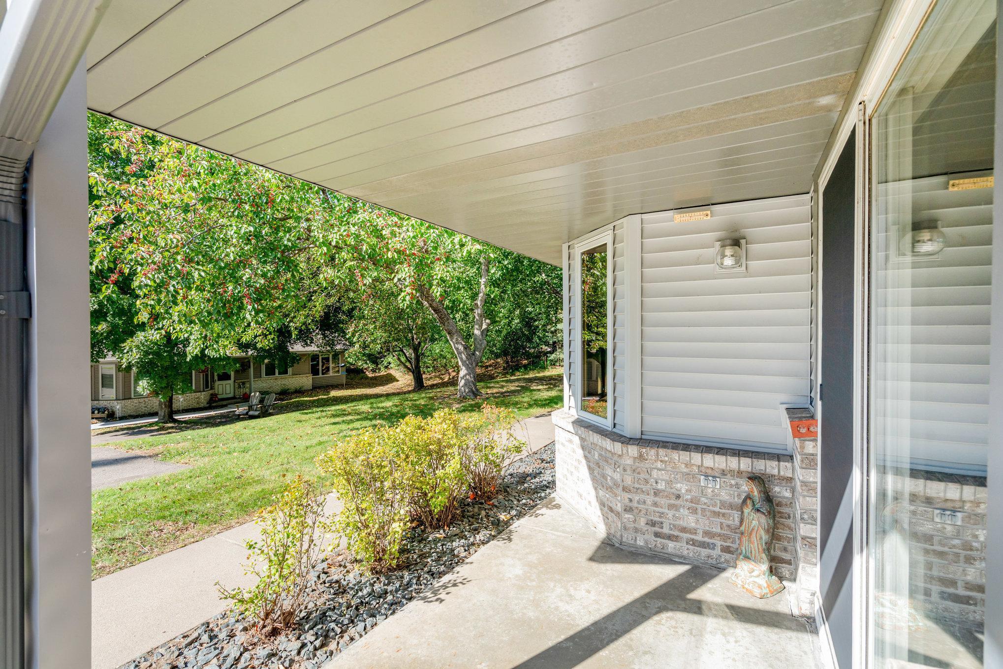 Homes for sale in White Bear Lake, MN | 2523 Sumac Rdg, White Bear Lake, MN 55110 | MLS# 6823359