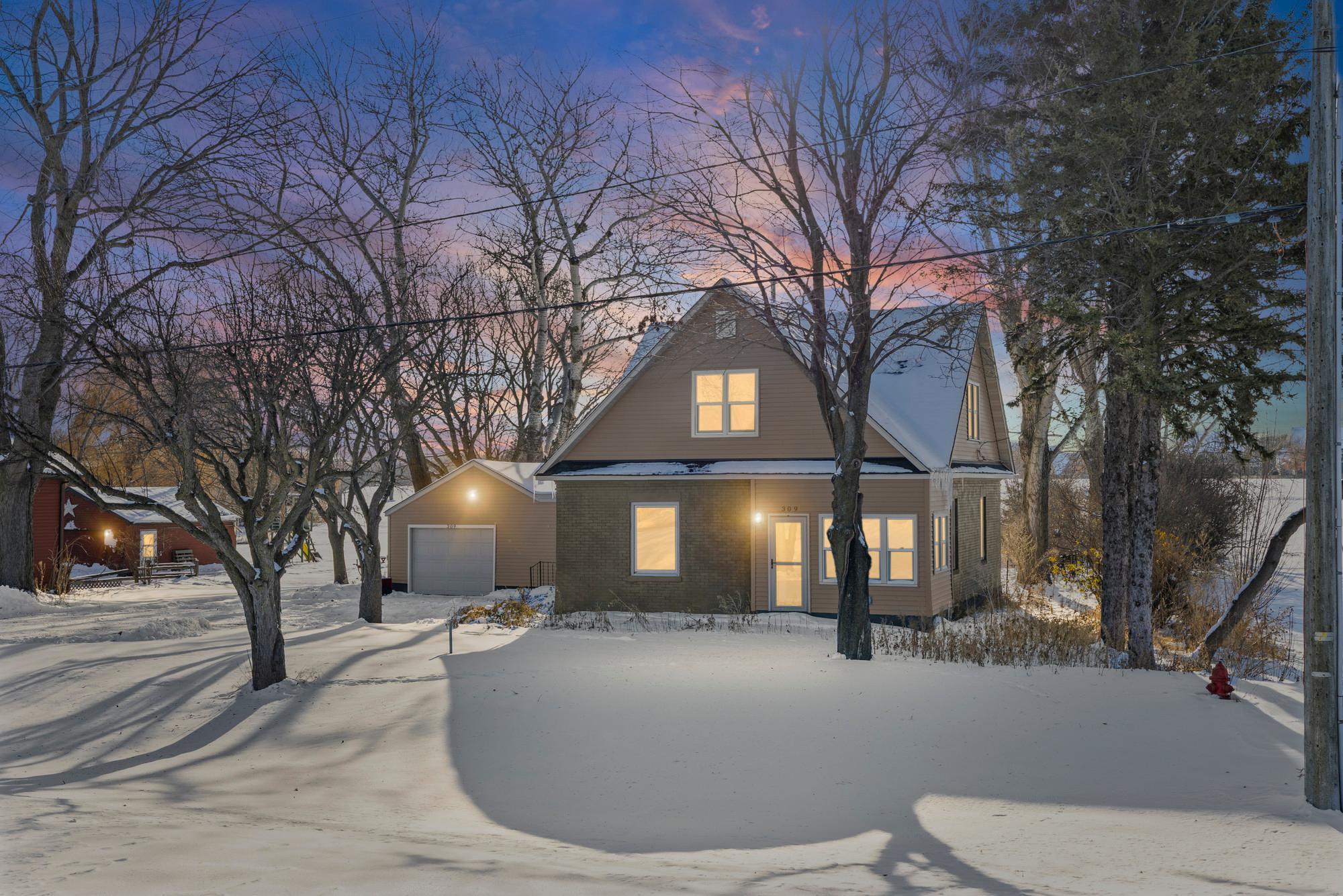 Homes for sale in Saint Michael, MN | 309 Central Ave W, Saint Michael, MN 55376 | MLS# 6823411