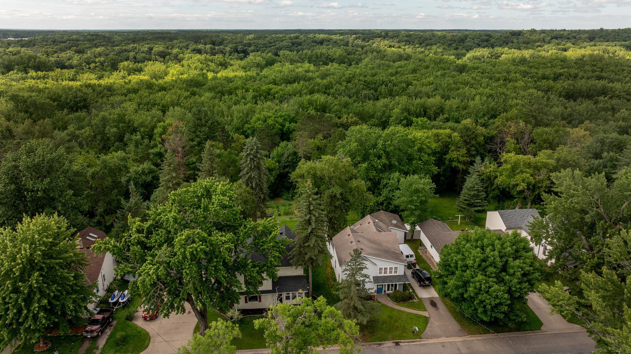 3rd image of 839 Bluff Ave, Brainerd, MN 56401 | MLS# 6823753