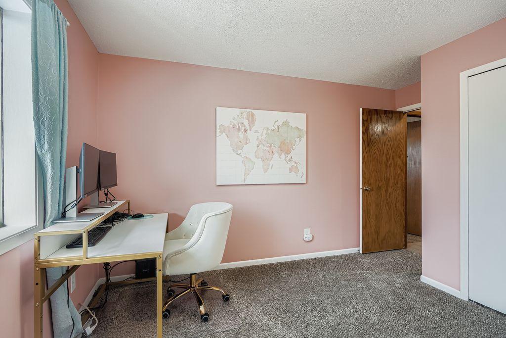 Homes for sale in Vadnais Heights, MN | 927 Pond View Ct, Vadnais Heights, MN 55127 | MLS# 6824092