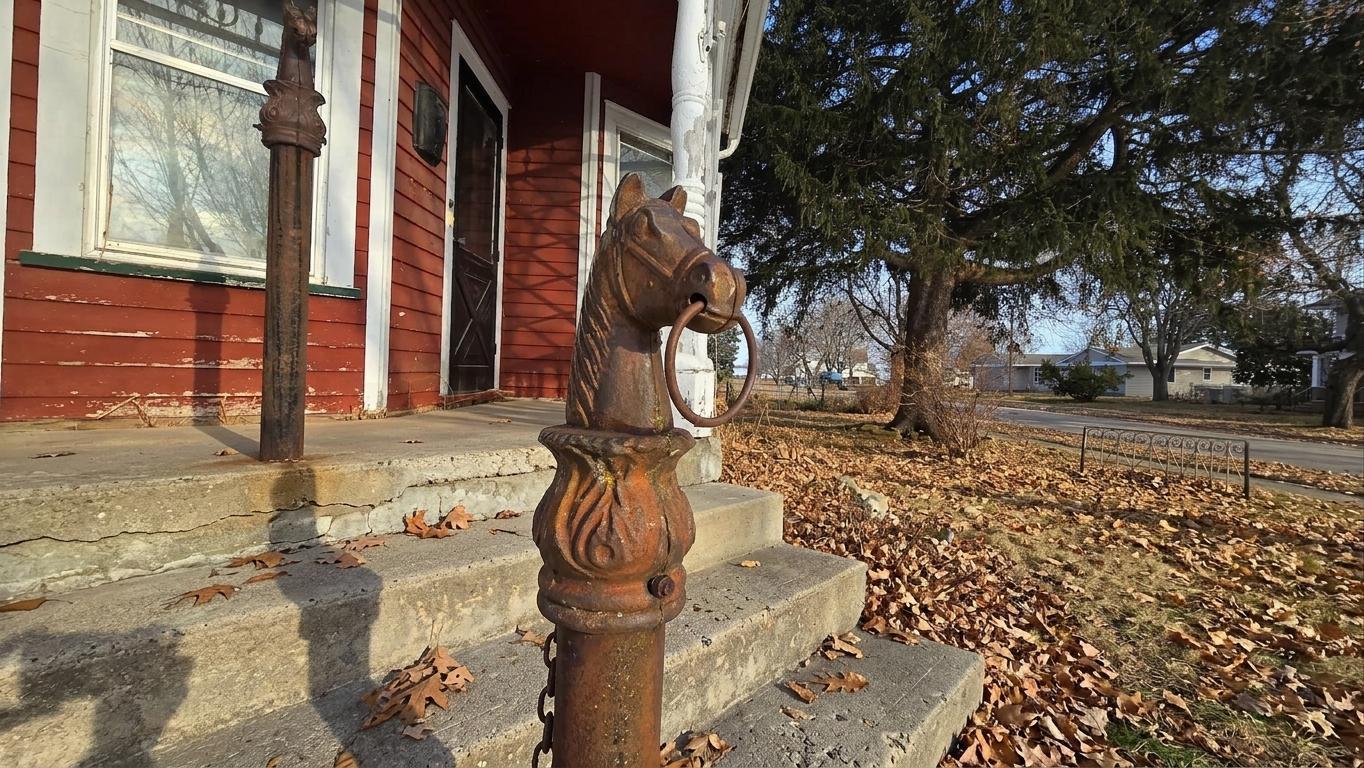 2nd image of 315 W Newburg Ave, Mabel, MN 55954 | MLS# 6824368