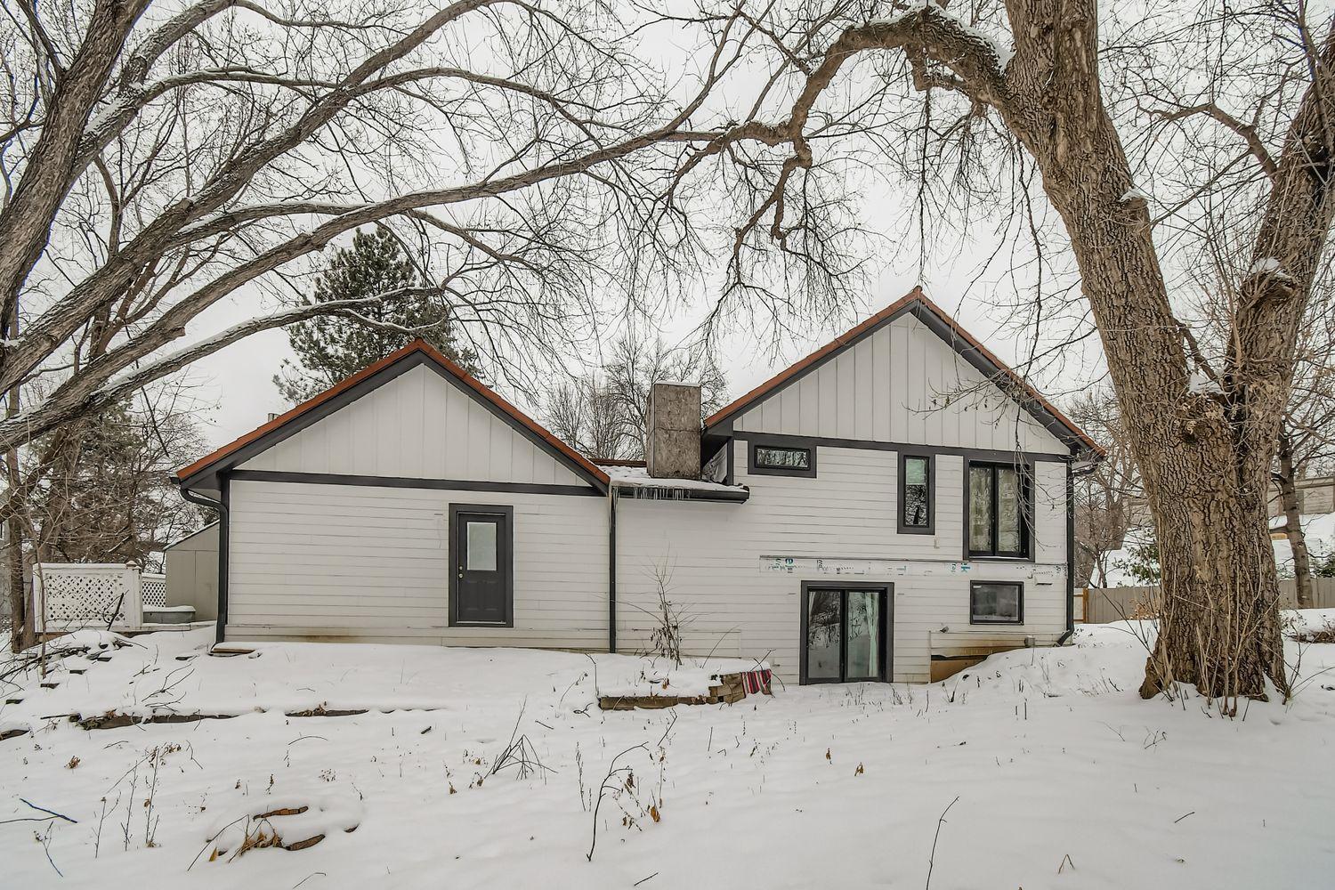 Homes for sale in Orono, MN | 888 Dakota Ave, Orono, MN 55356 | MLS# 6824741