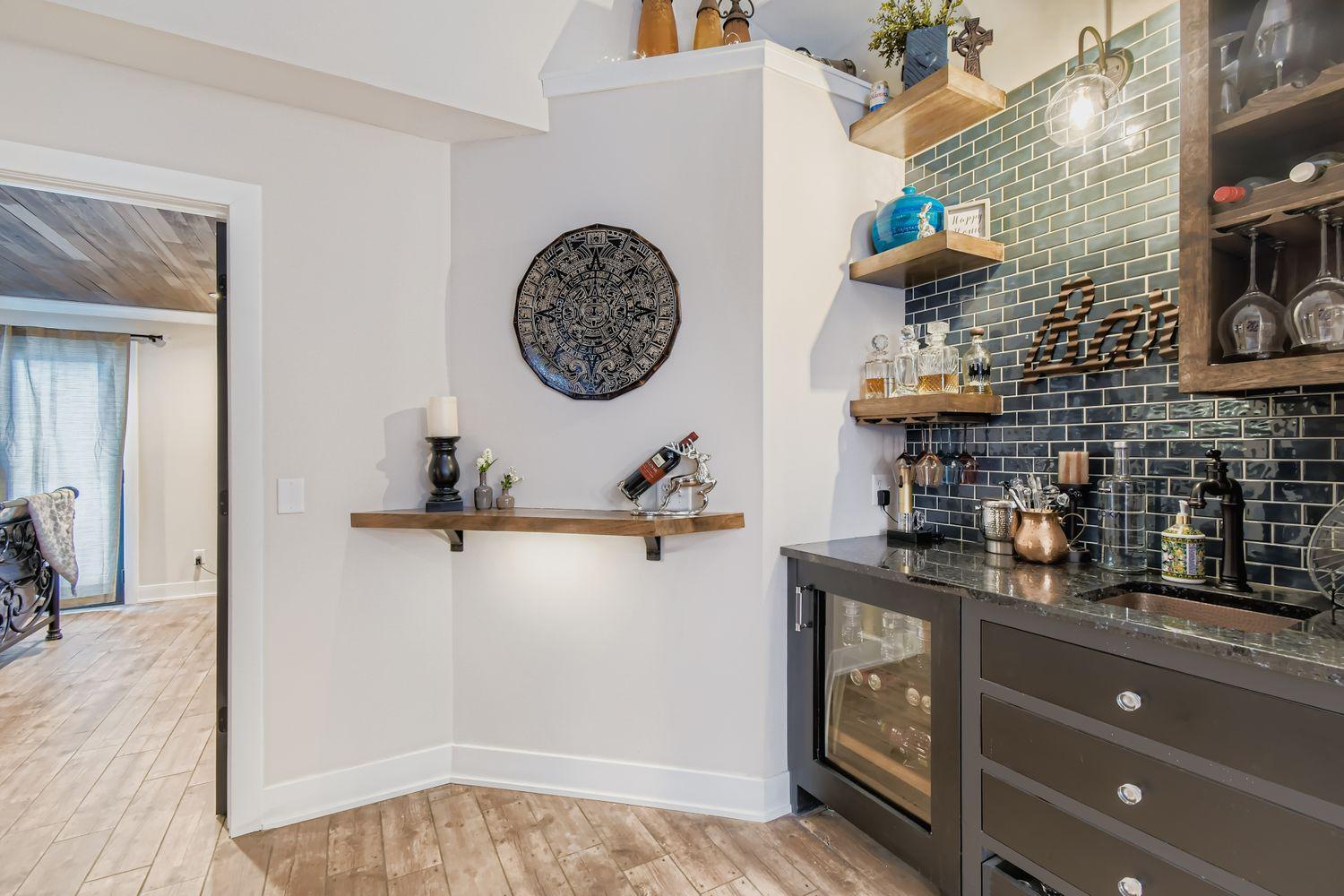 Homes for sale in Orono, MN | 888 Dakota Ave, Orono, MN 55356 | MLS# 6824741