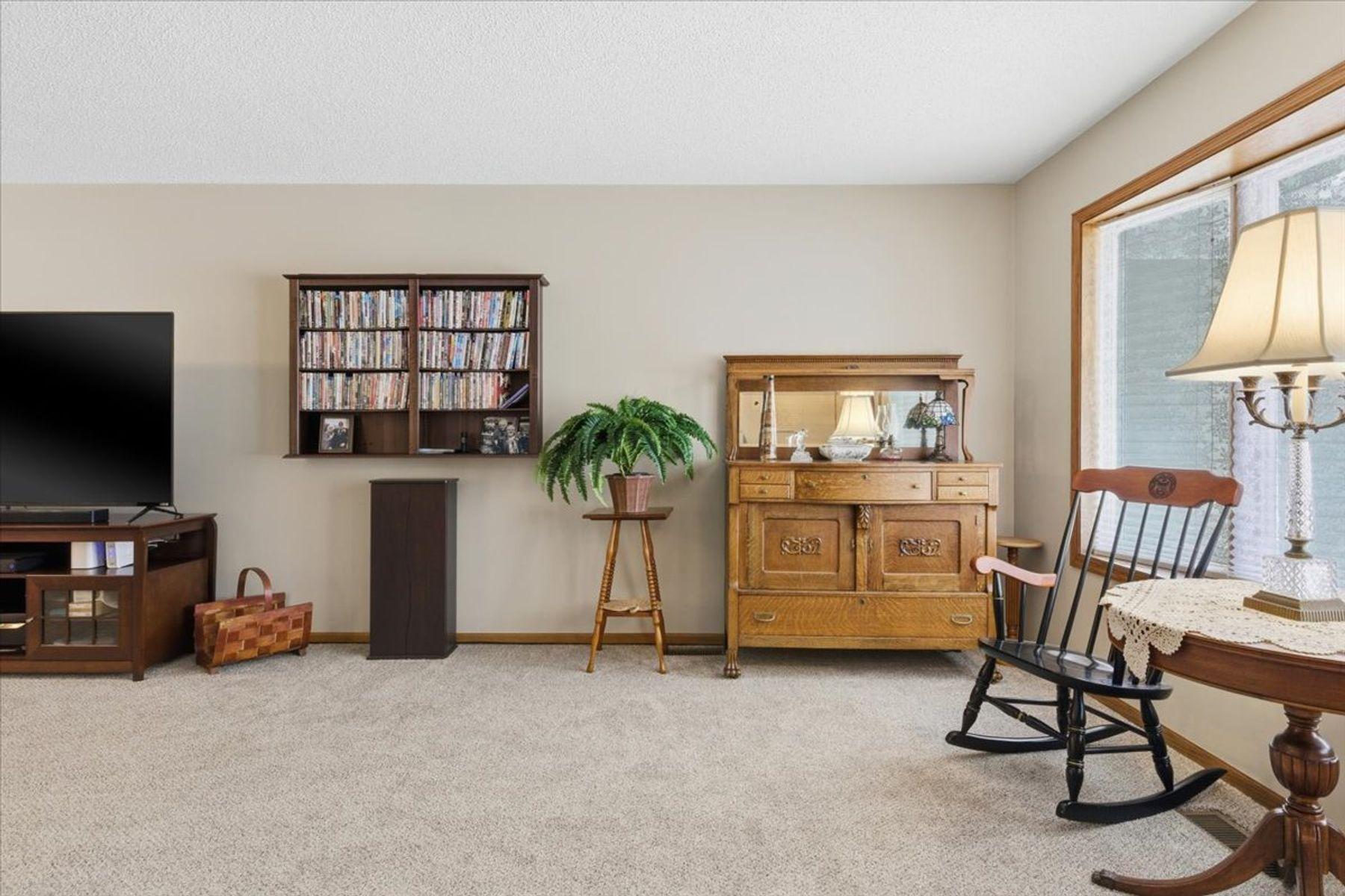 Homes for sale in Hastings, MN | 1079 S Pointe Dr, Hastings, MN 55033 | MLS# 6825251