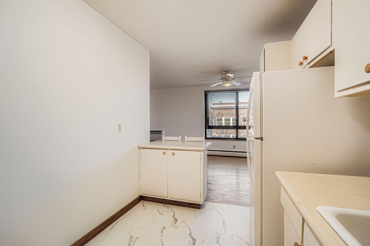 5th image of 1912 Dupont Ave S #407, Minneapolis, MN 55403 | MLS# 6825501