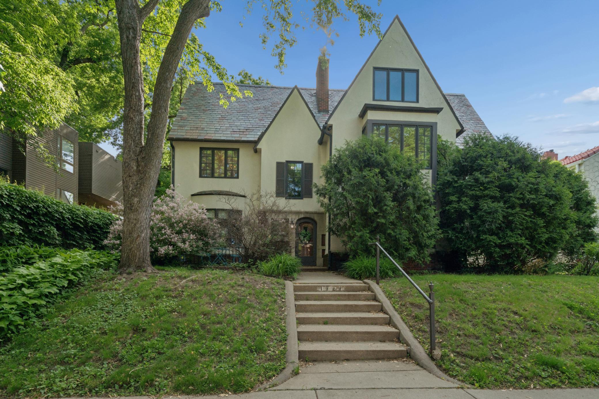 44th image of 1721 Humboldt Ave S, Minneapolis, MN 55403 | MLS# 6825659