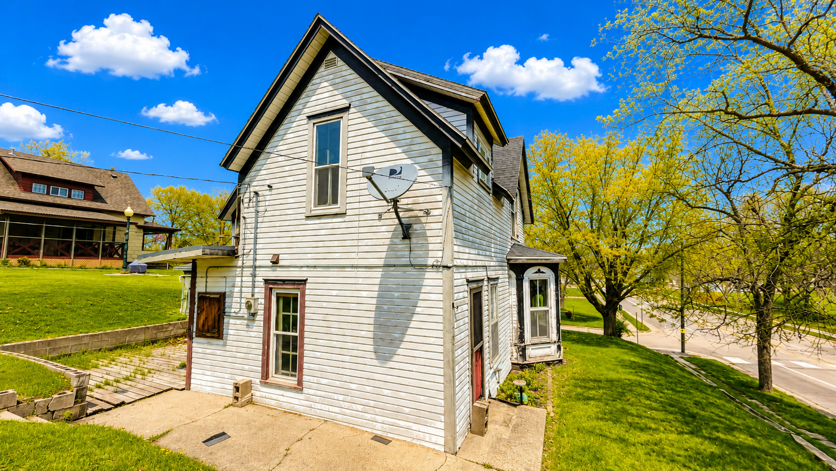 Homes for sale in Lake Benton, MN | 112 Bluff St E, Lake Benton, MN 56149 | MLS# 6826766