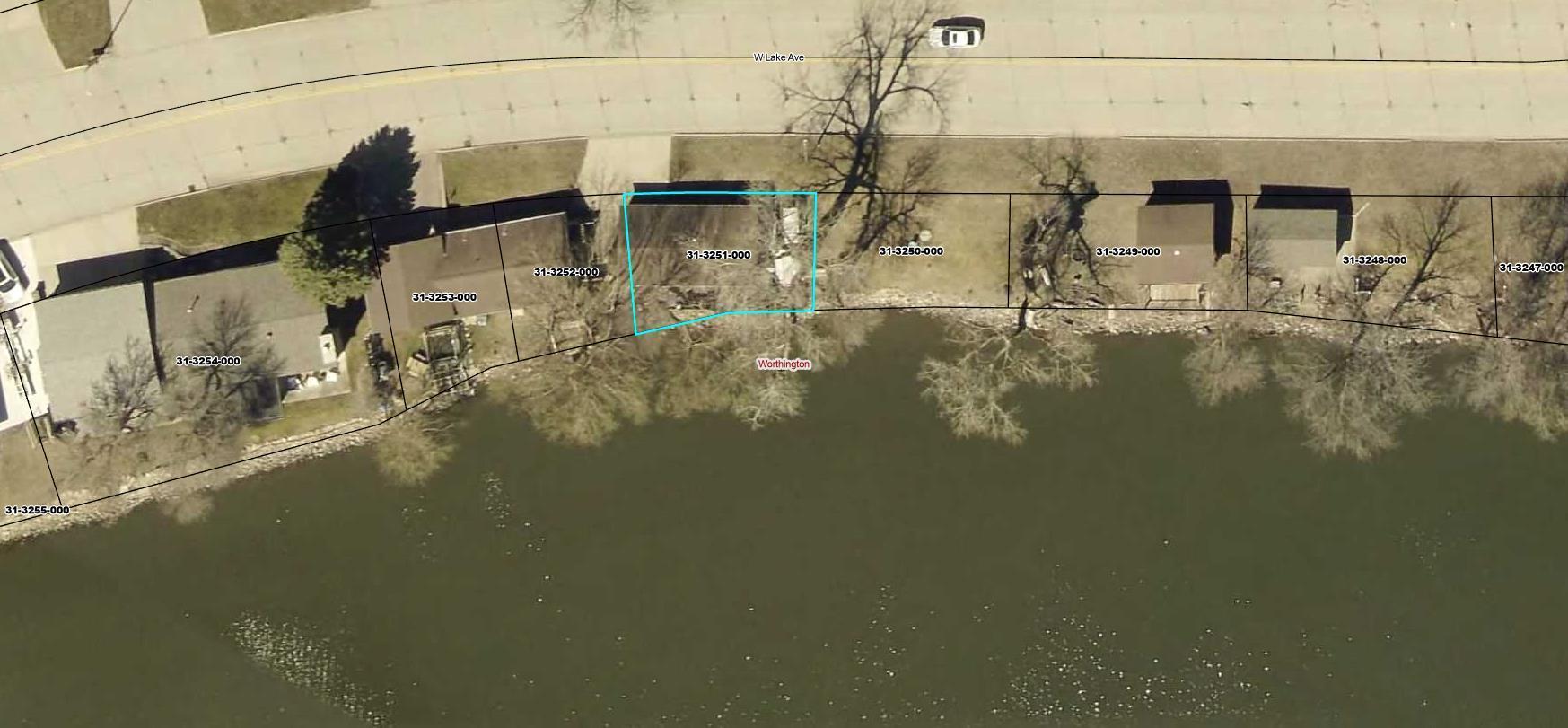 Homes for sale in Worthington, MN | 1111 W Lake Ave, Worthington, MN 56187 | MLS# 7000095