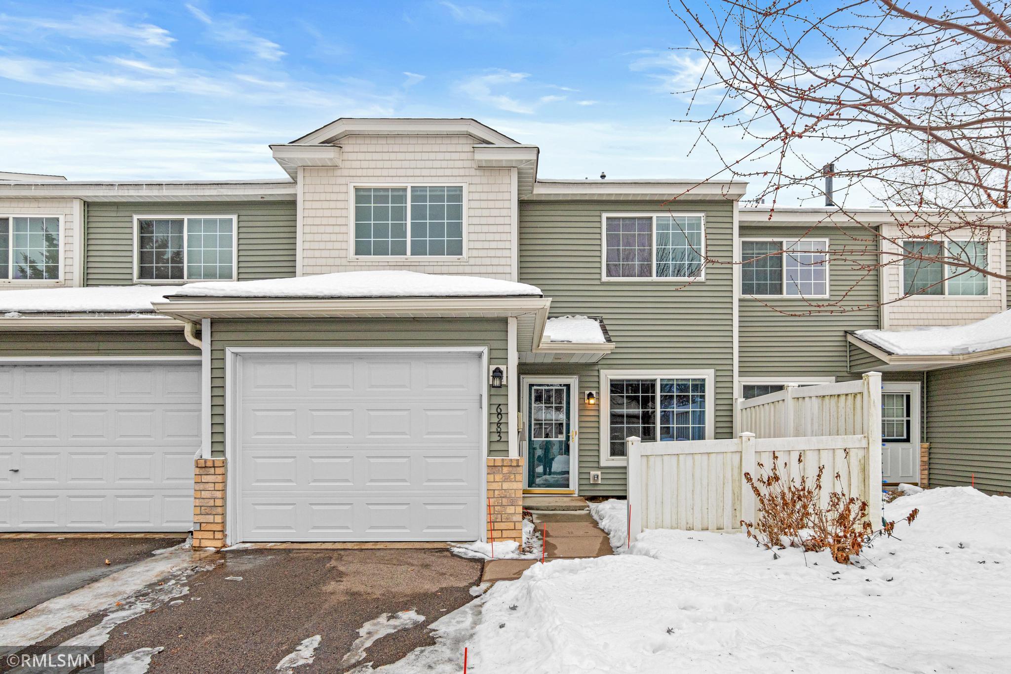 Homes for sale in Oakdale, MN | 6983 21st St N, Oakdale, MN 55128 | MLS# 7000263