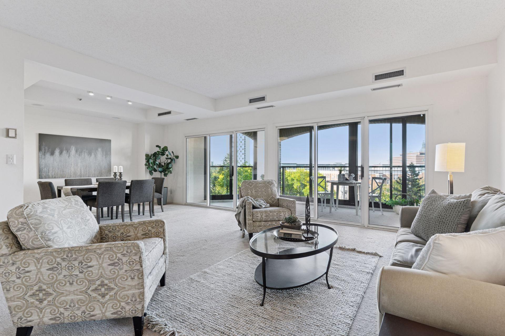 1st image of 1201 Yale Pl #403, Minneapolis, MN 55403 | MLS# 7000351