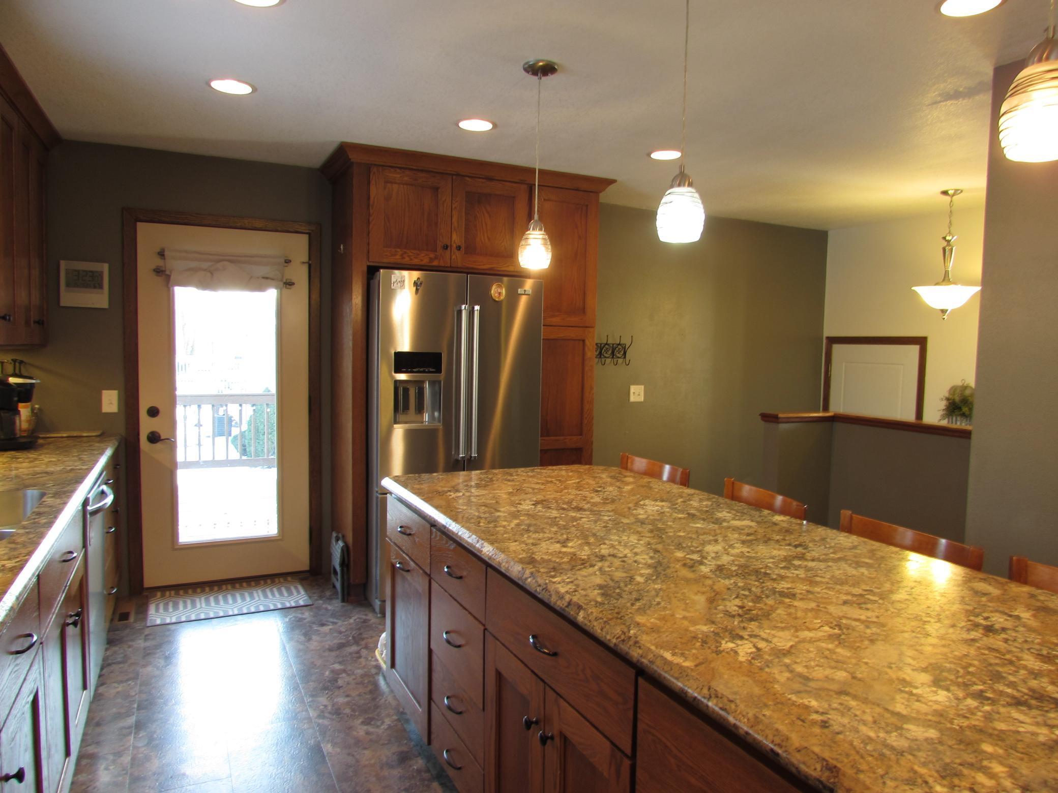 Homes for sale in Fairmont, MN | 501 S Fairlakes Ave, Fairmont, MN 56031 | MLS# 7000408