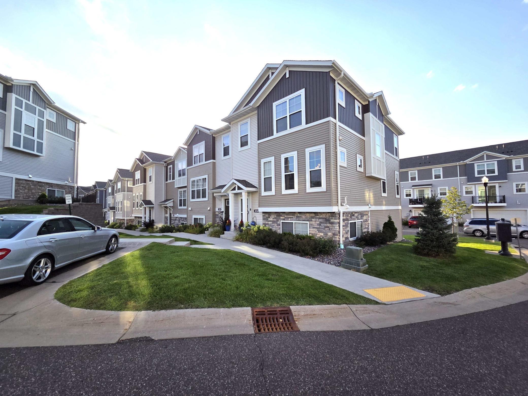 Homes for sale in North Saint Paul, MN | 2234 Gateway Curv, North Saint Paul, MN 55109 | MLS# 7000476