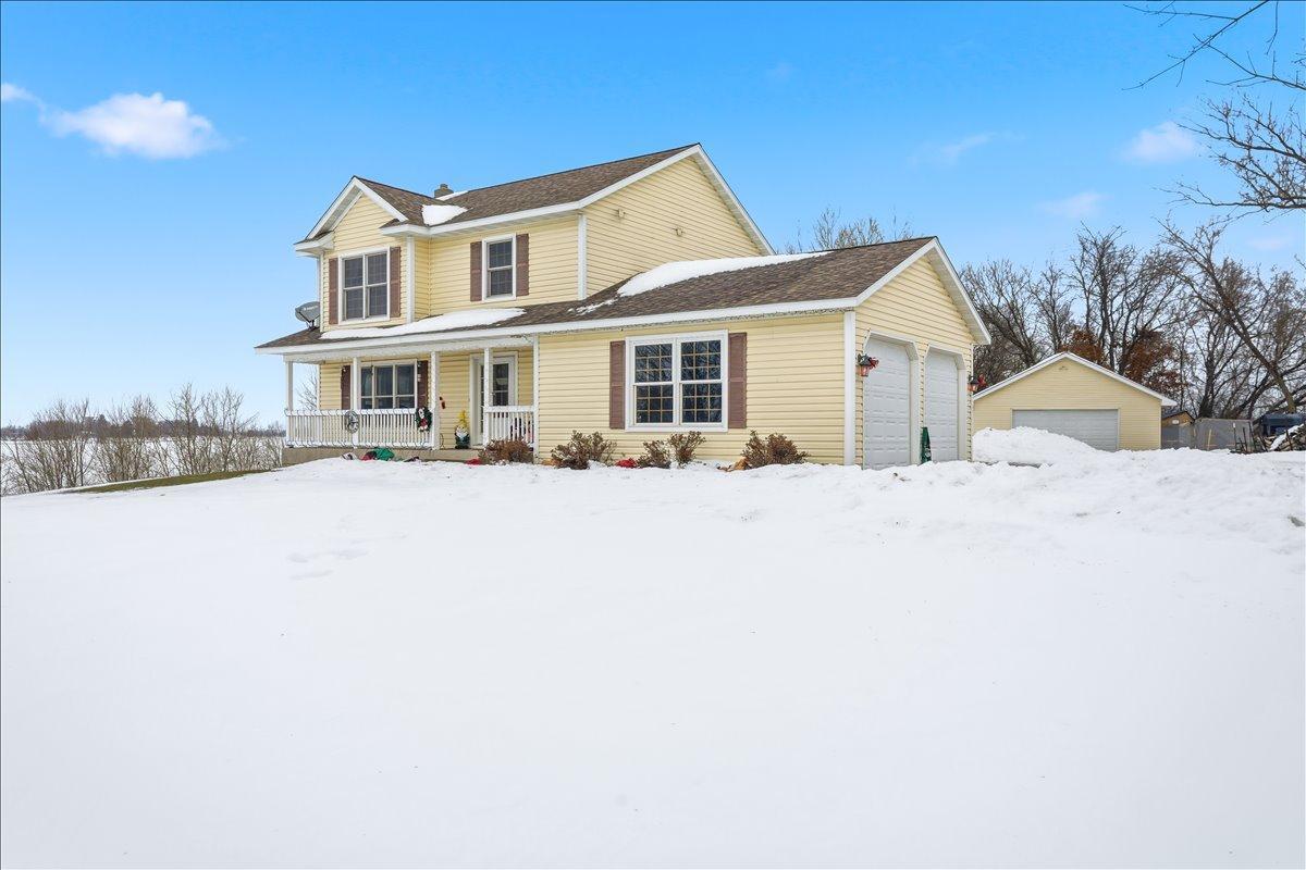 Homes for sale in Star Prairie, WI | 1678 235th Ave, Star Prairie, WI 54026 | MLS# 7000823