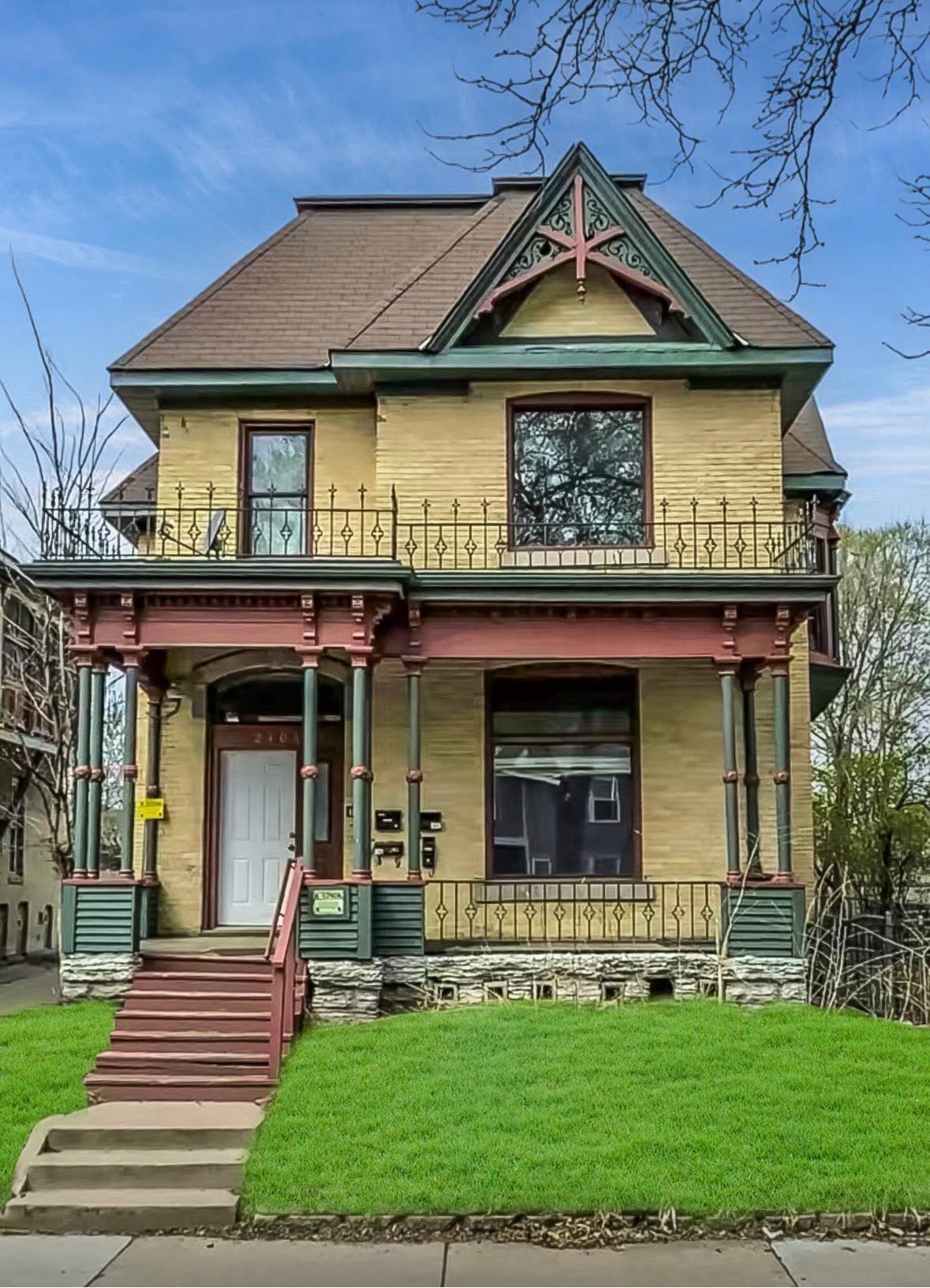 Homes for sale in Minneapolis, MN | 2106 Elliot Ave, Minneapolis, MN 55404 | MLS# 7000941