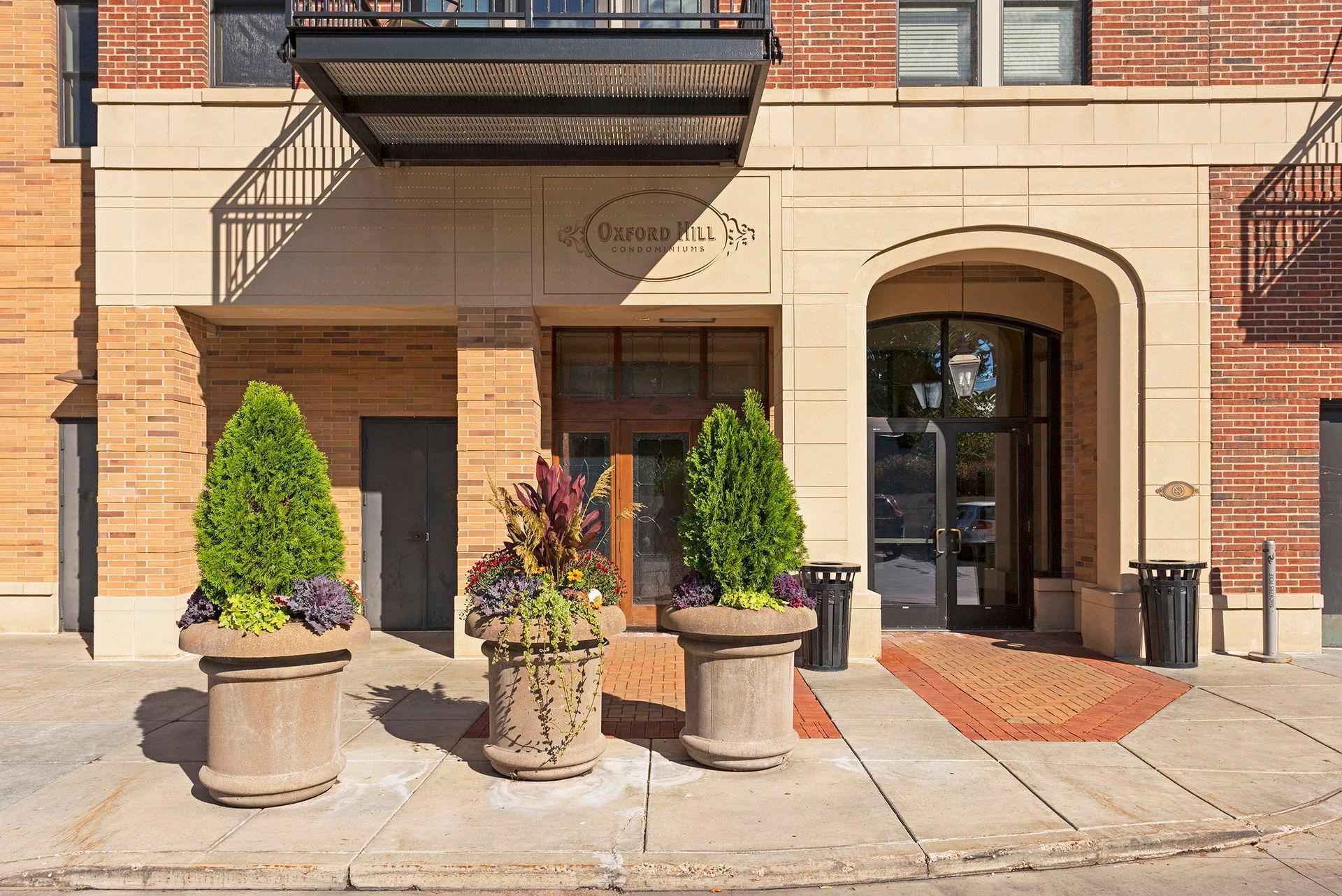 Homes for sale in Saint Paul, MN | 1060 Grand Ave #404, Saint Paul, MN 55105 | MLS# 7001215