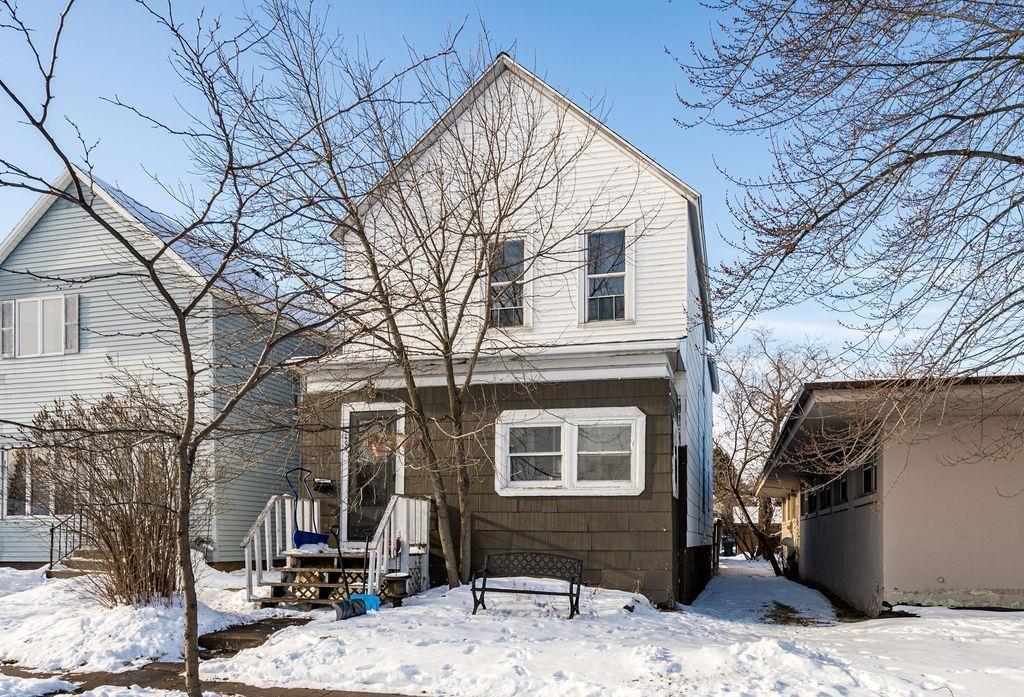Homes for sale in Superior, WI | 605 Weeks Ave, Superior, WI 54880 | MLS# 7001286