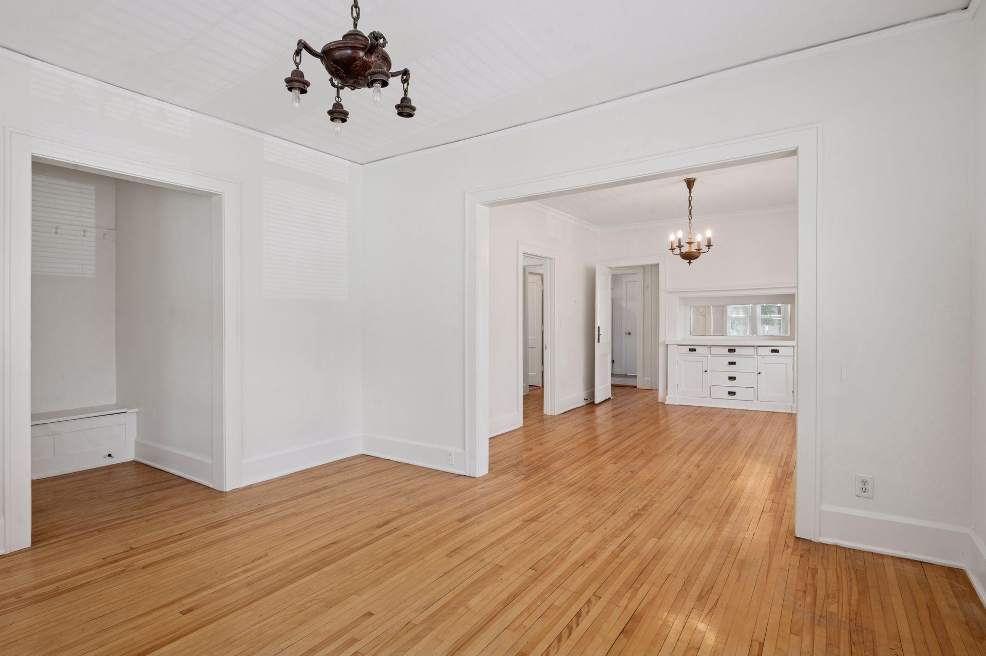 Homes for sale in Minneapolis, MN | 610 W 26Th St, Minneapolis, MN 55405 | MLS# 7001395