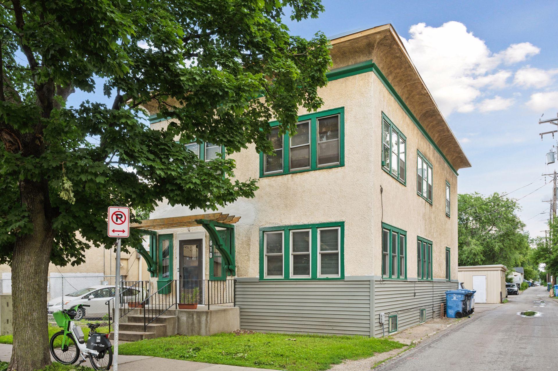 Homes for sale in Minneapolis, MN | 610 W 26th St, Minneapolis, MN 55405 | MLS# 7001395